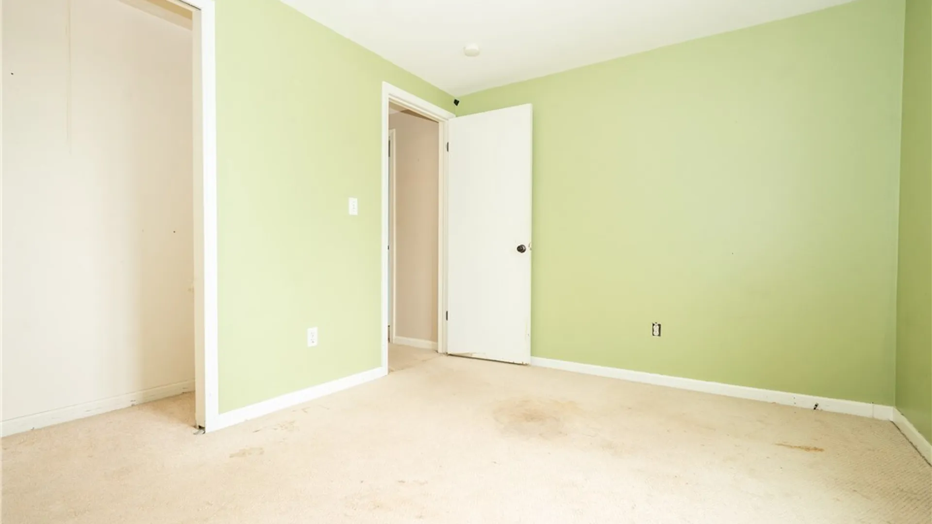 Property at 15 Greenwich Drive, Amherst, NY 14228 26