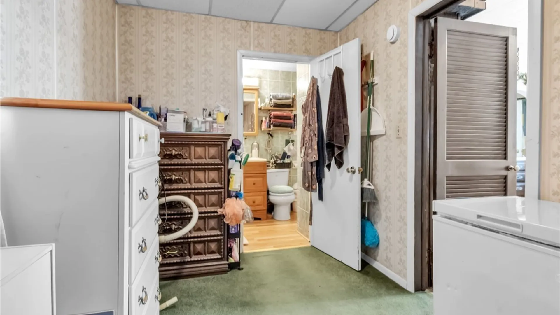 Property at 157 Roland Street, Cheektowaga, NY 14212 15