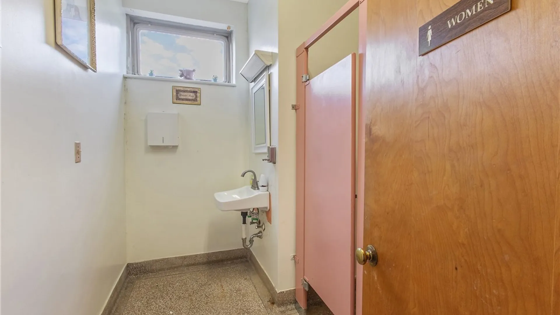 Property at 409 Grand Avenue, Syracuse, NY 13204 17