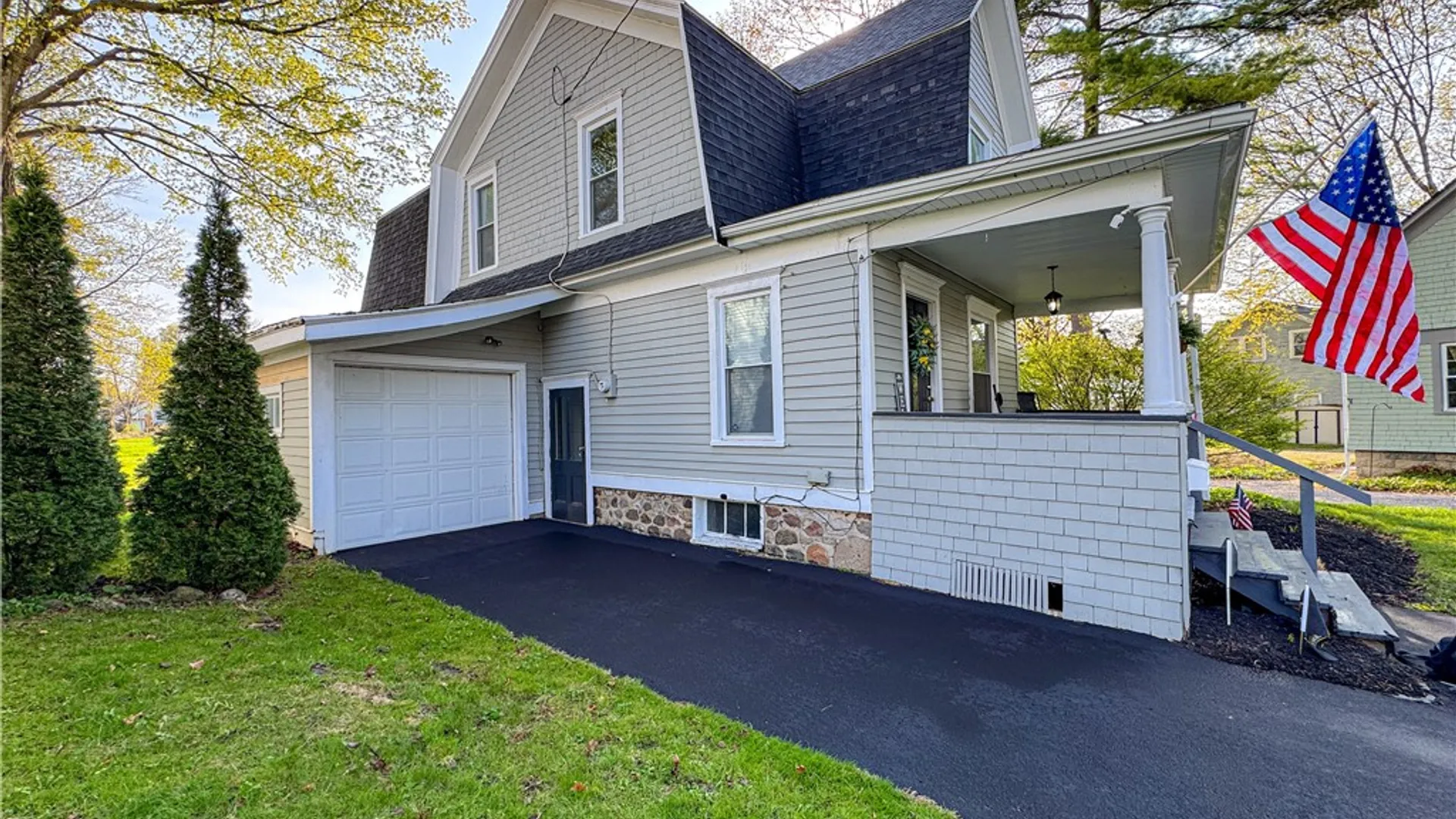 Property at 4 Lincoln Avenue, Leroy, NY 14482 30