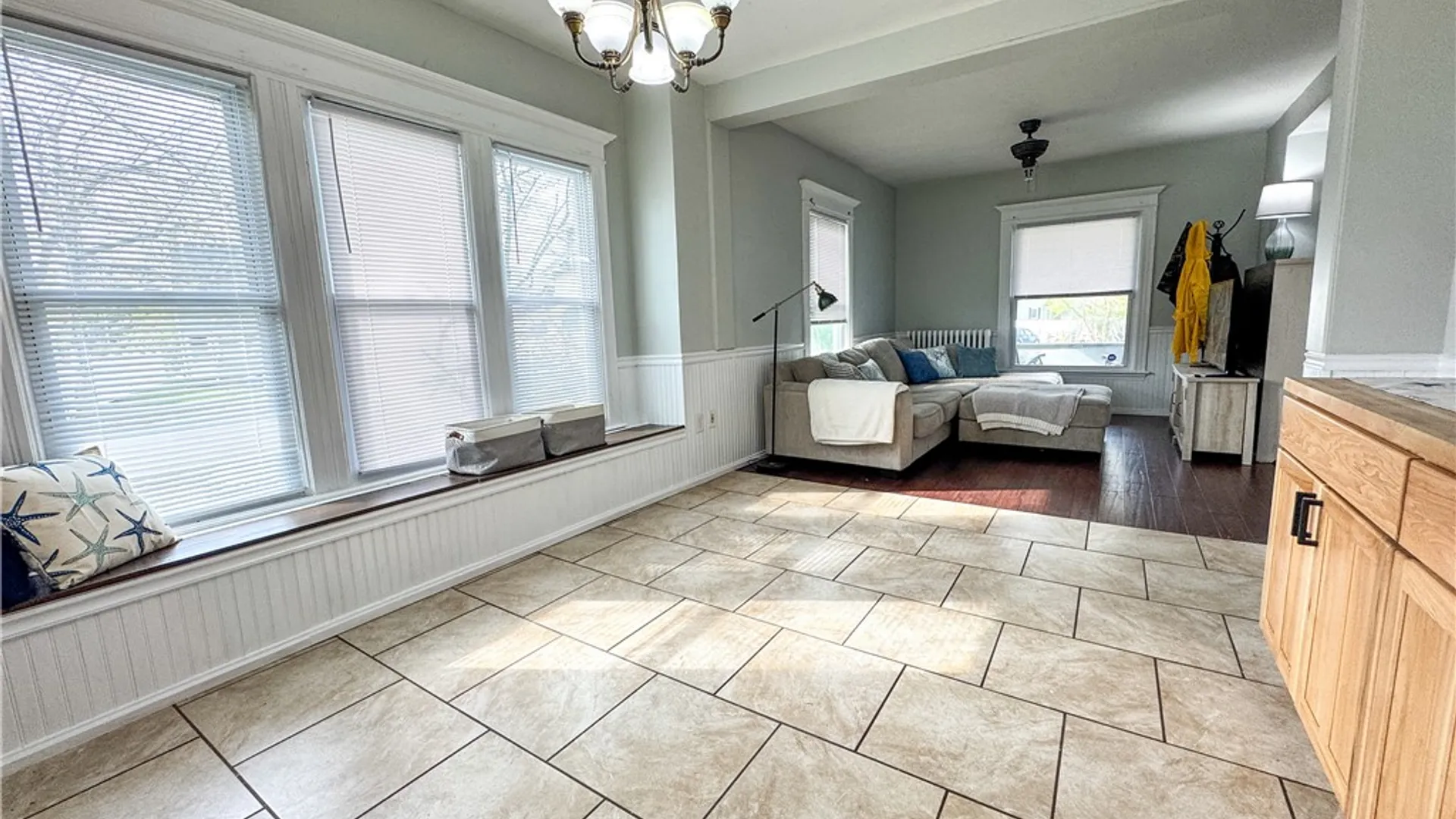 Property at 4 Lincoln Avenue, Leroy, NY 14482 5