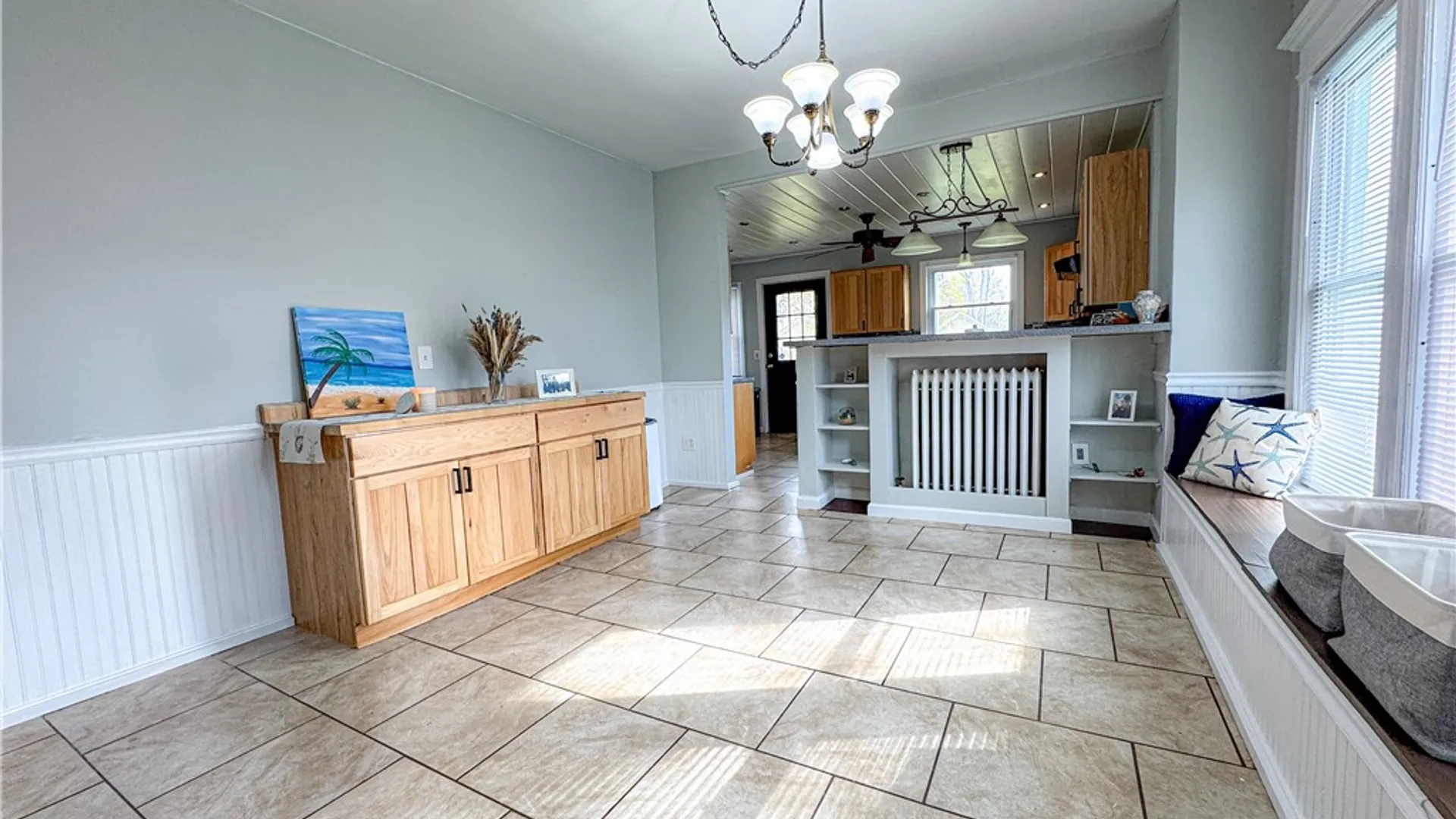 Property at 4 Lincoln Avenue, Leroy, NY 14482 6