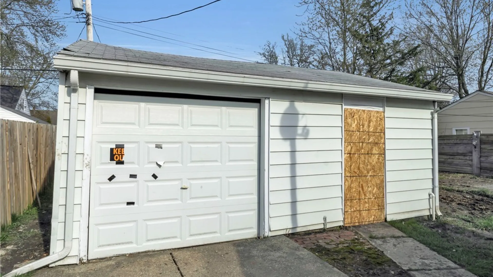 Property at 15 Kelvin Drive, Tonawanda, NY 14223 20