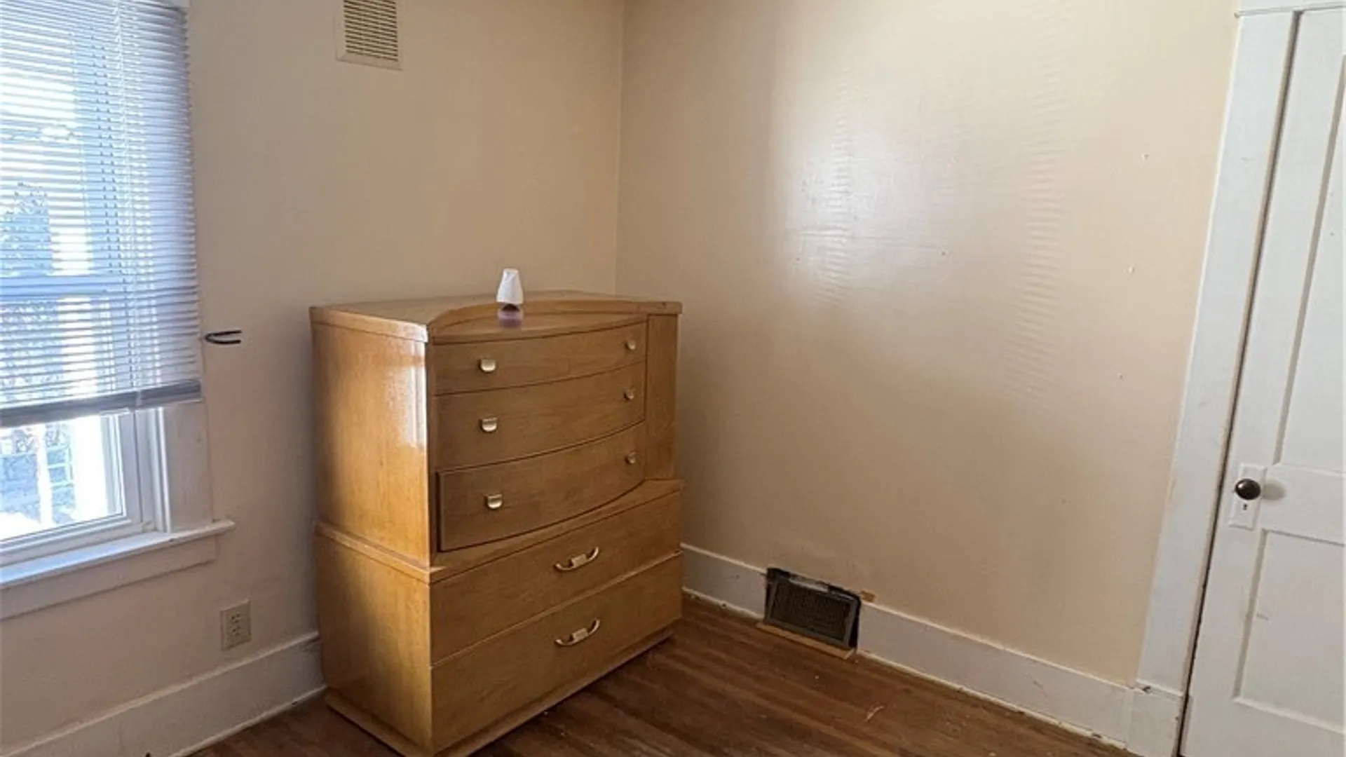 Property at 1225 Military Road, Niagara Falls, NY 14304 13