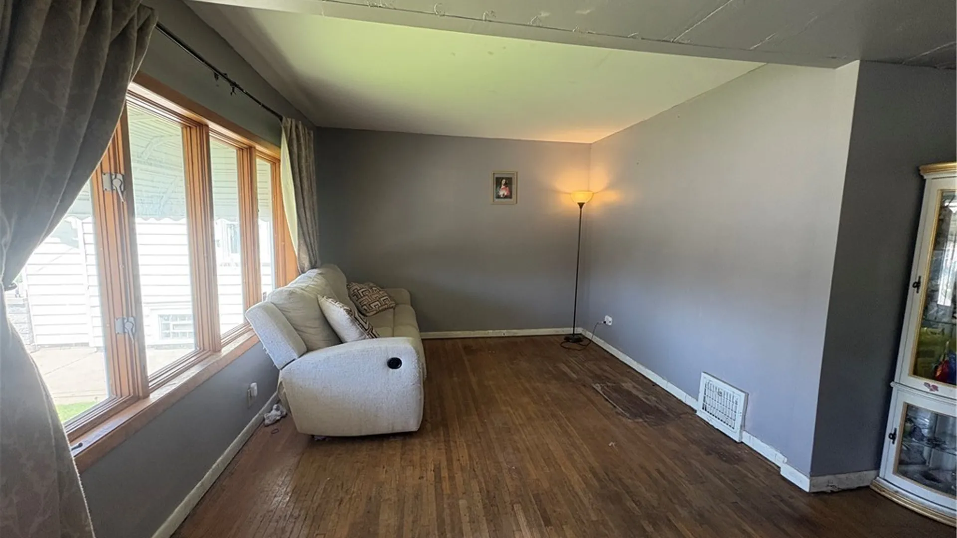 Property at 1225 Military Road, Niagara Falls, NY 14304 6