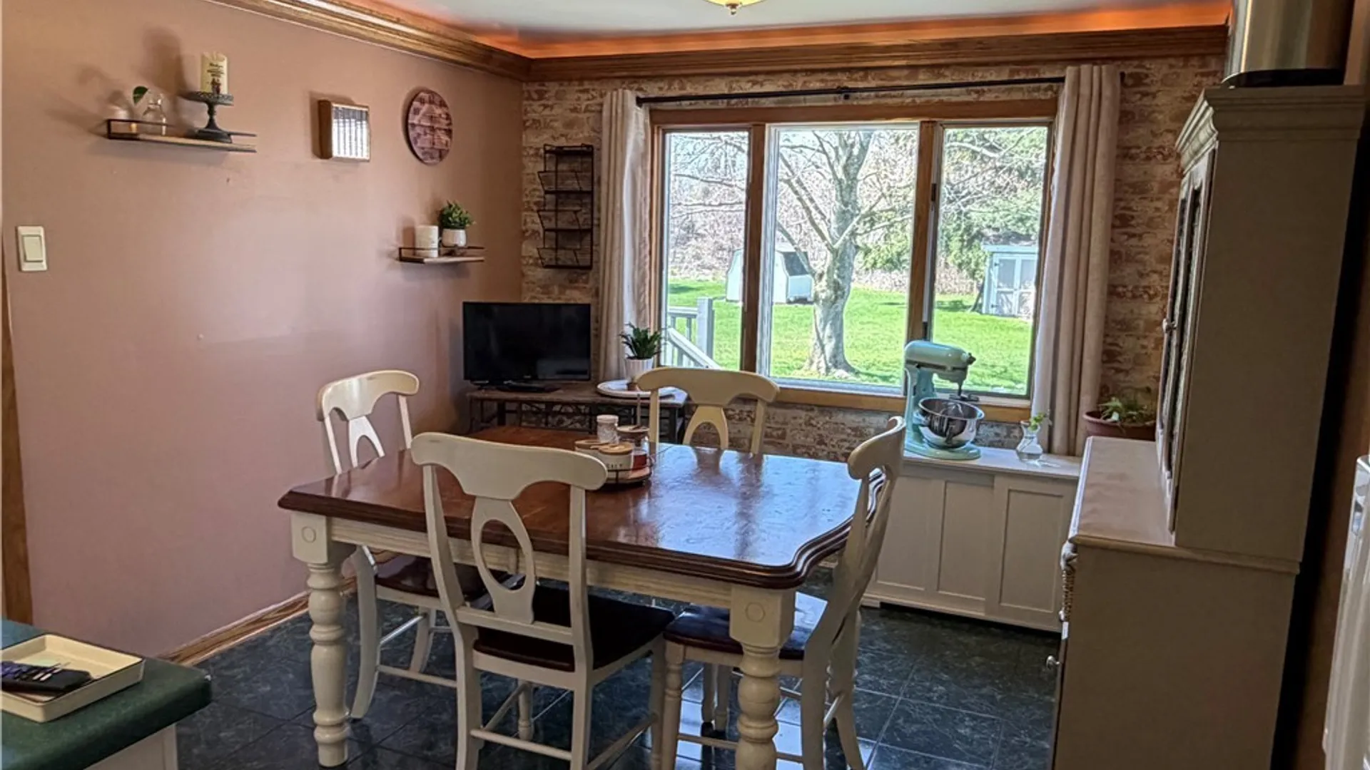 Property at 72 Fieldstone Drive, Grand Island, NY 14072 17