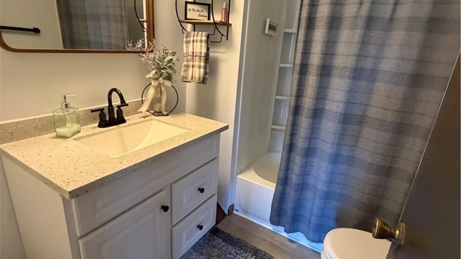 Property at 72 Fieldstone Drive, Grand Island, NY 14072 31