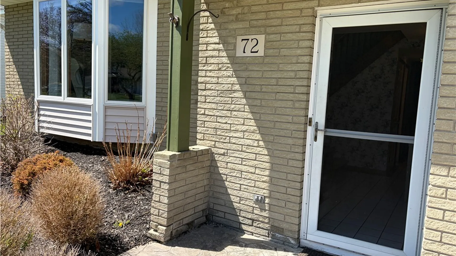 Property at 72 Fieldstone Drive, Grand Island, NY 14072 4
