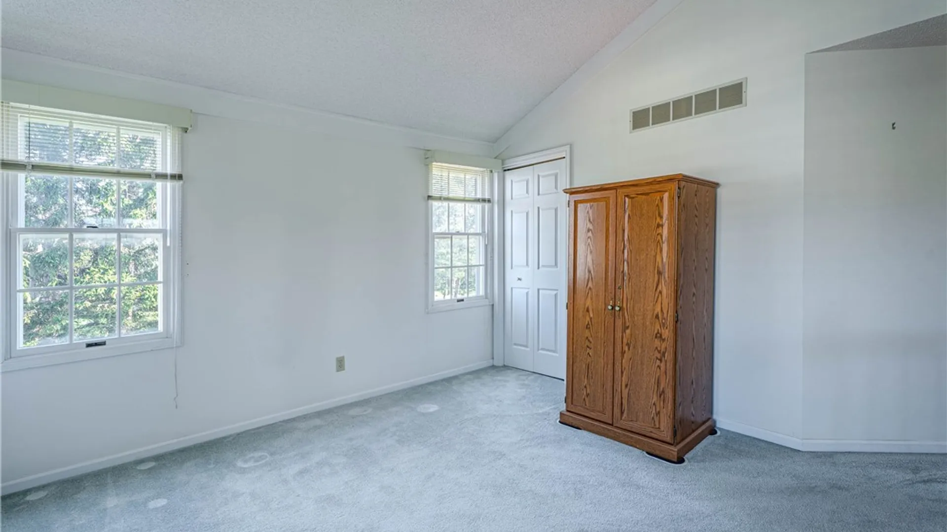 Property at 30 Hillcrest, West Seneca, NY 14224 20