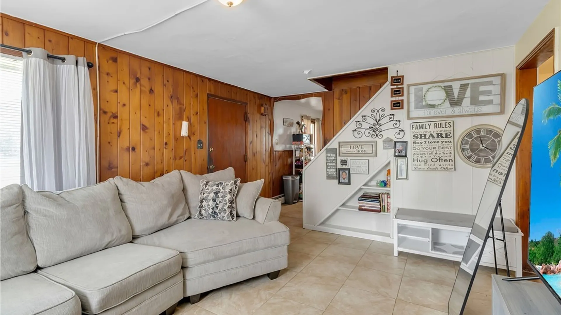 Property at 1459 Wyoming Avenue, Niagara Falls, NY 14305 8
