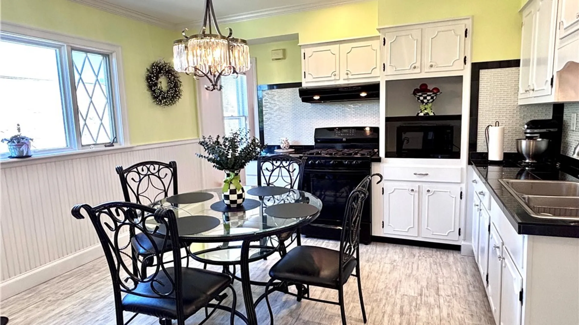 Property at 1672 Seymour Avenue, Utica, NY 13501 3
