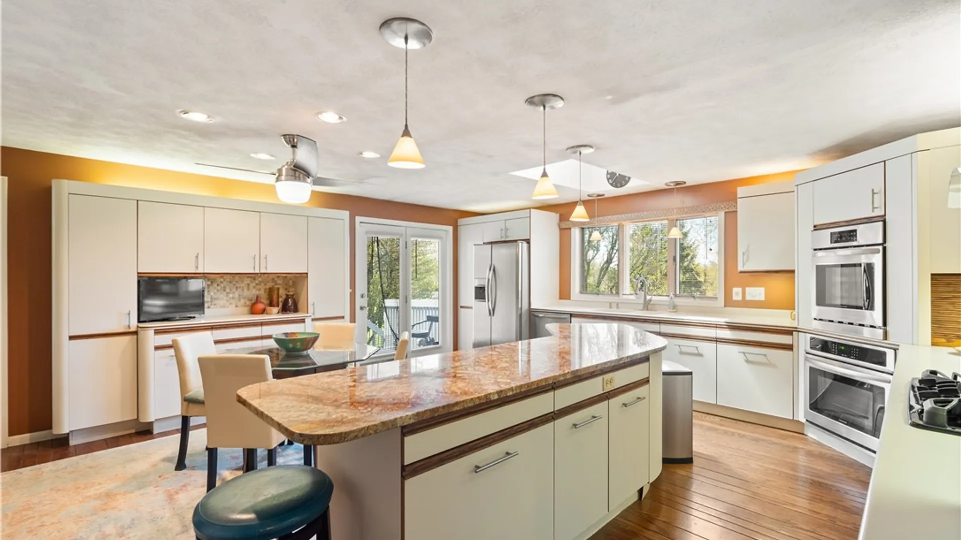 Property at 291 Farmview Drive, Walworth, NY 14502 11