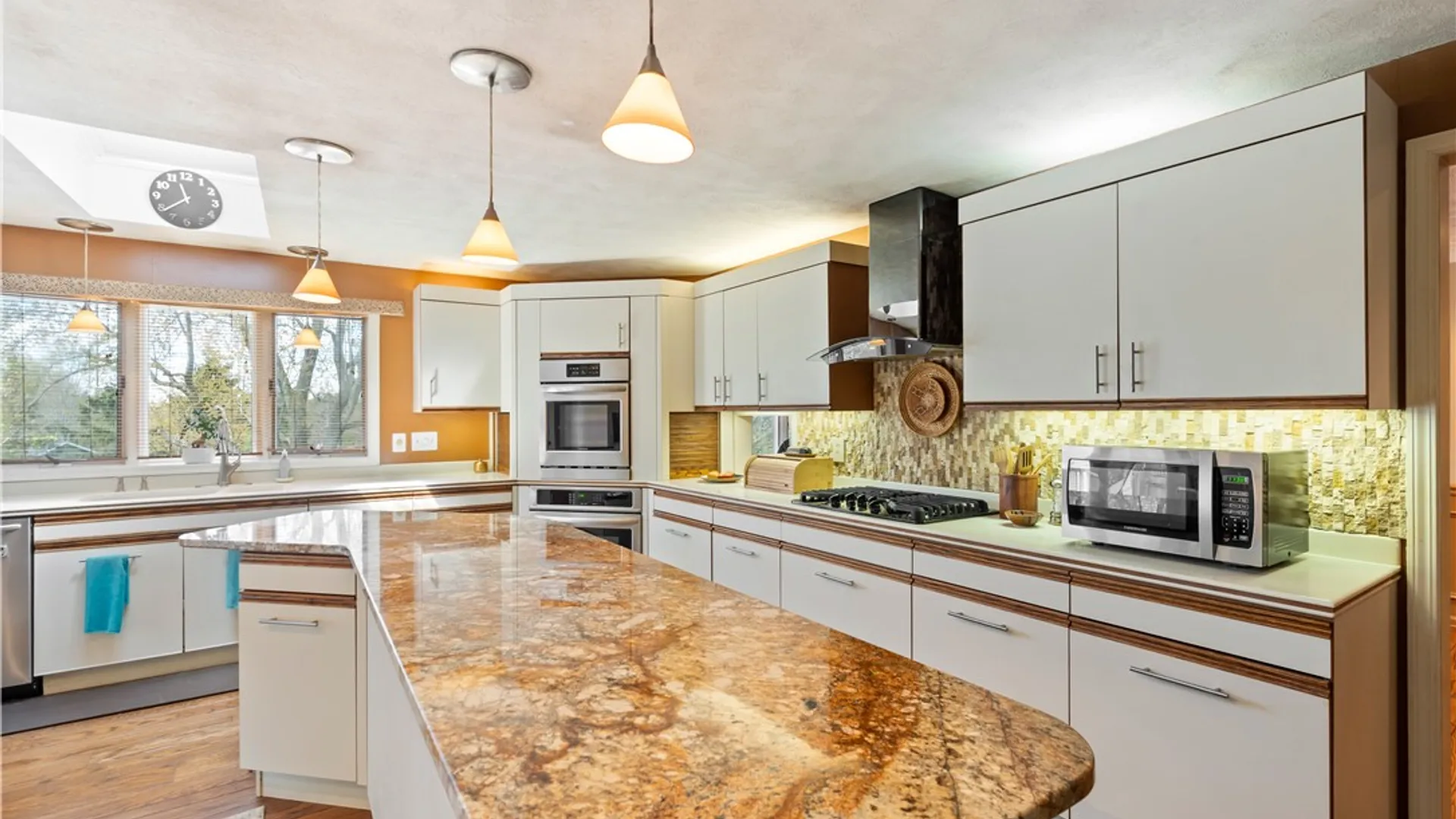 Property at 291 Farmview Drive, Walworth, NY 14502 13