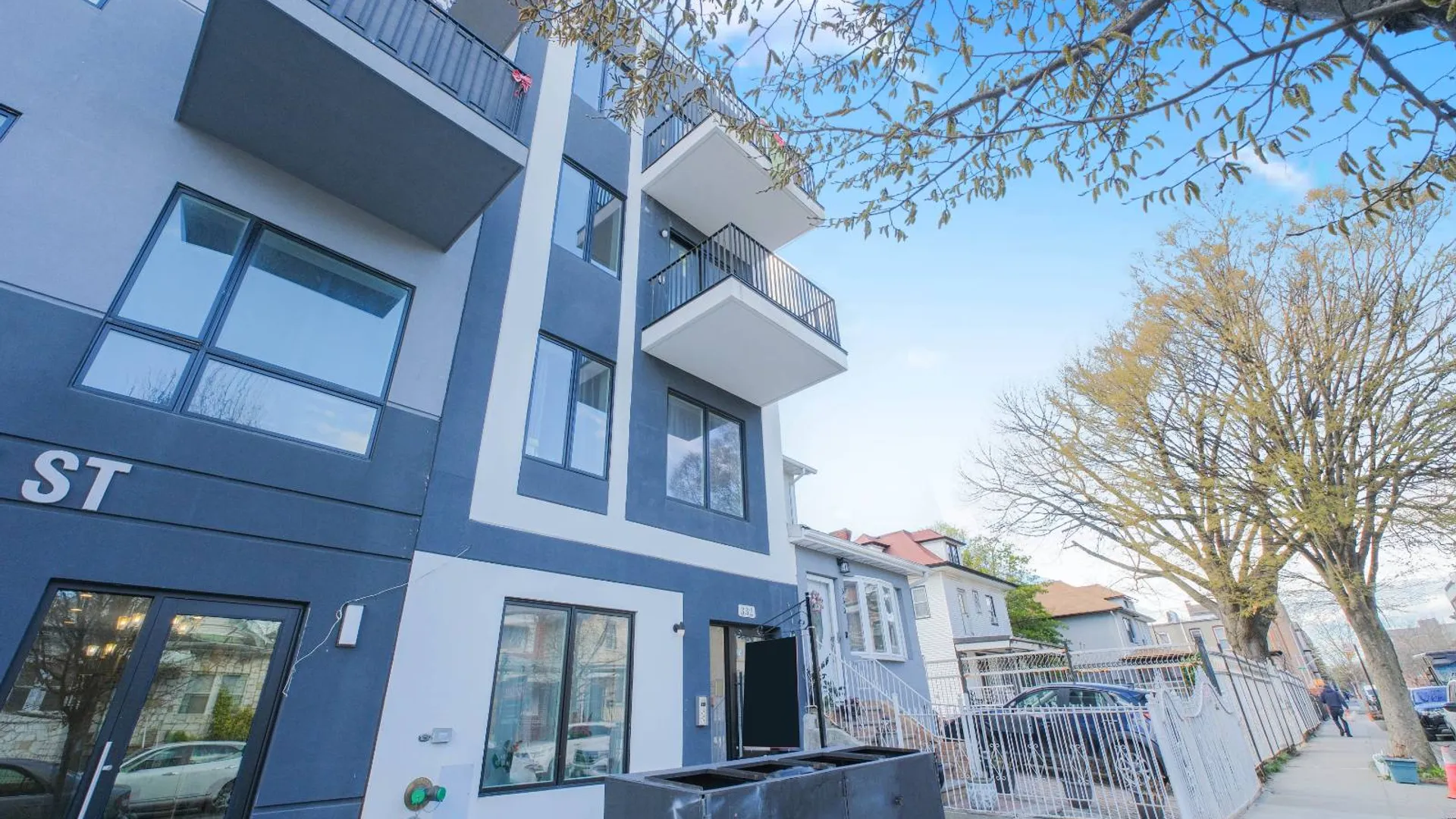 Property at 332 E 28th St, Brooklyn, NY 11226 3
