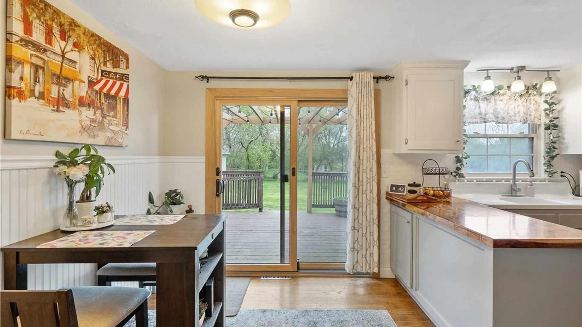 Property at 7275 Manlius Center Road, Manlius, NY 13057 7