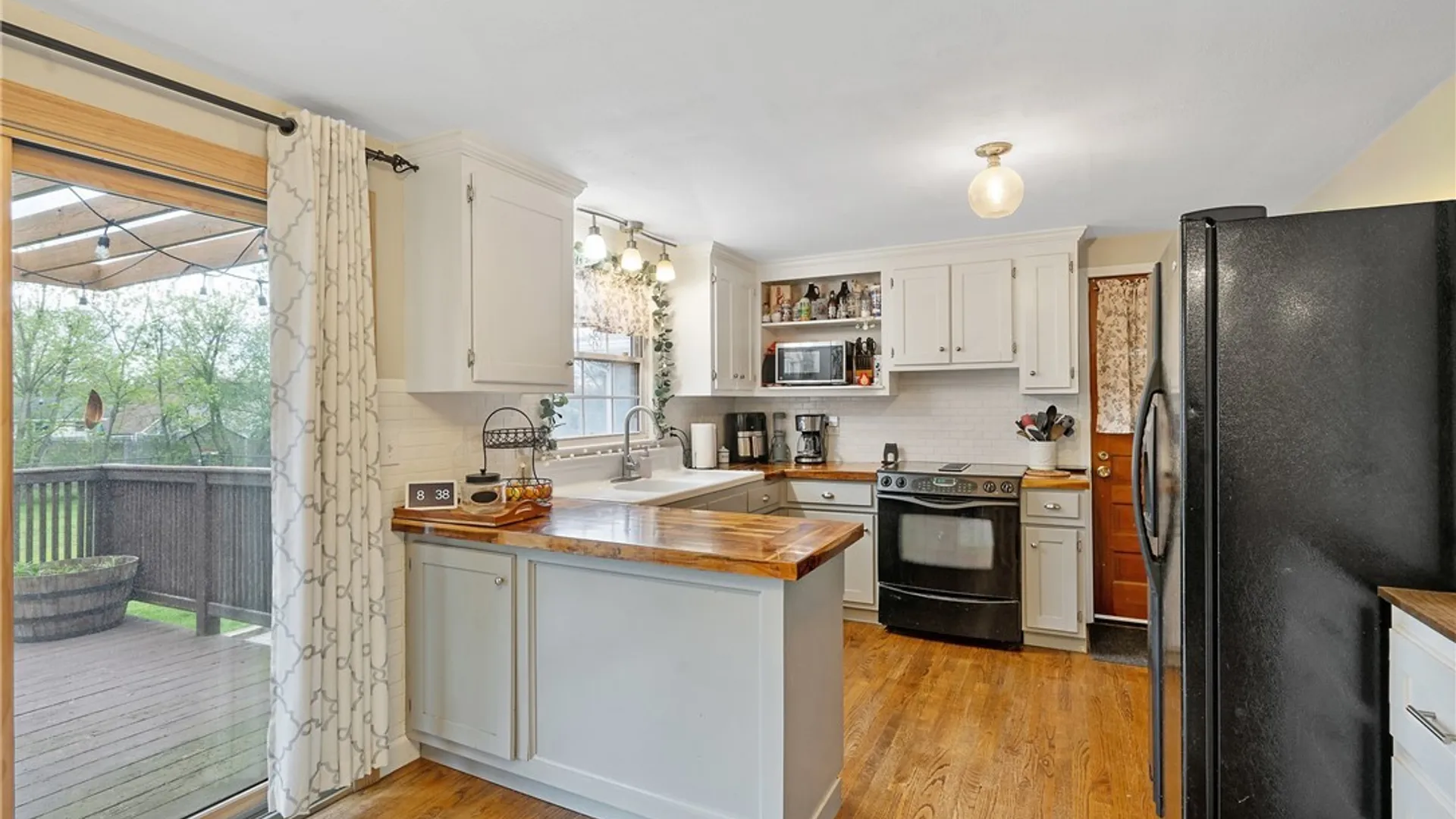 Property at 7275 Manlius Center Road, Manlius, NY 13057 9