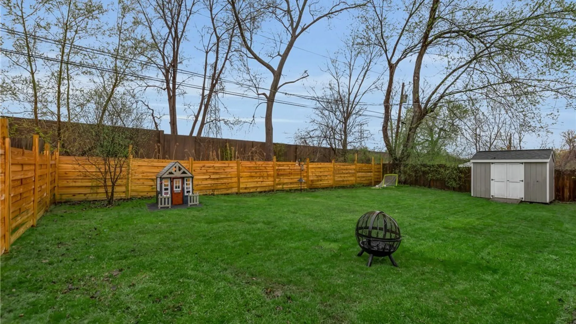 Property at 171 Thistle Lea, Amherst, NY 14221 21