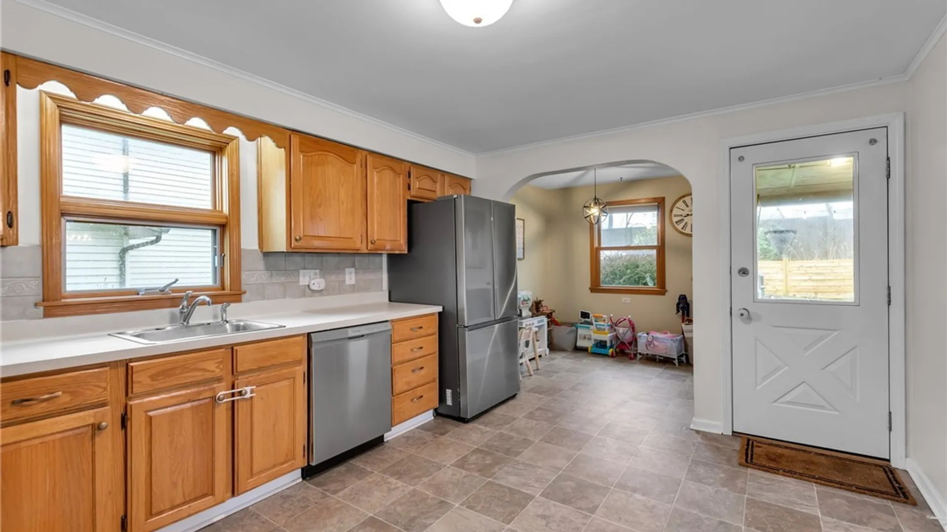 Property at 171 Thistle Lea, Amherst, NY 14221 4