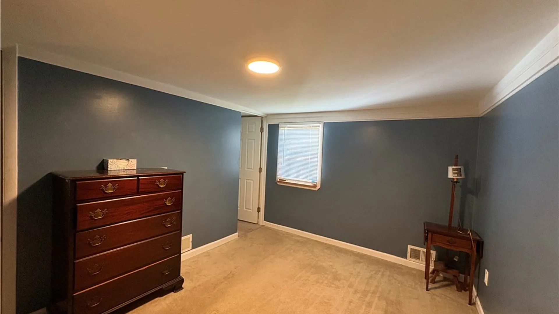 Property at 136 Concord Drive, Utica, NY 13502 14