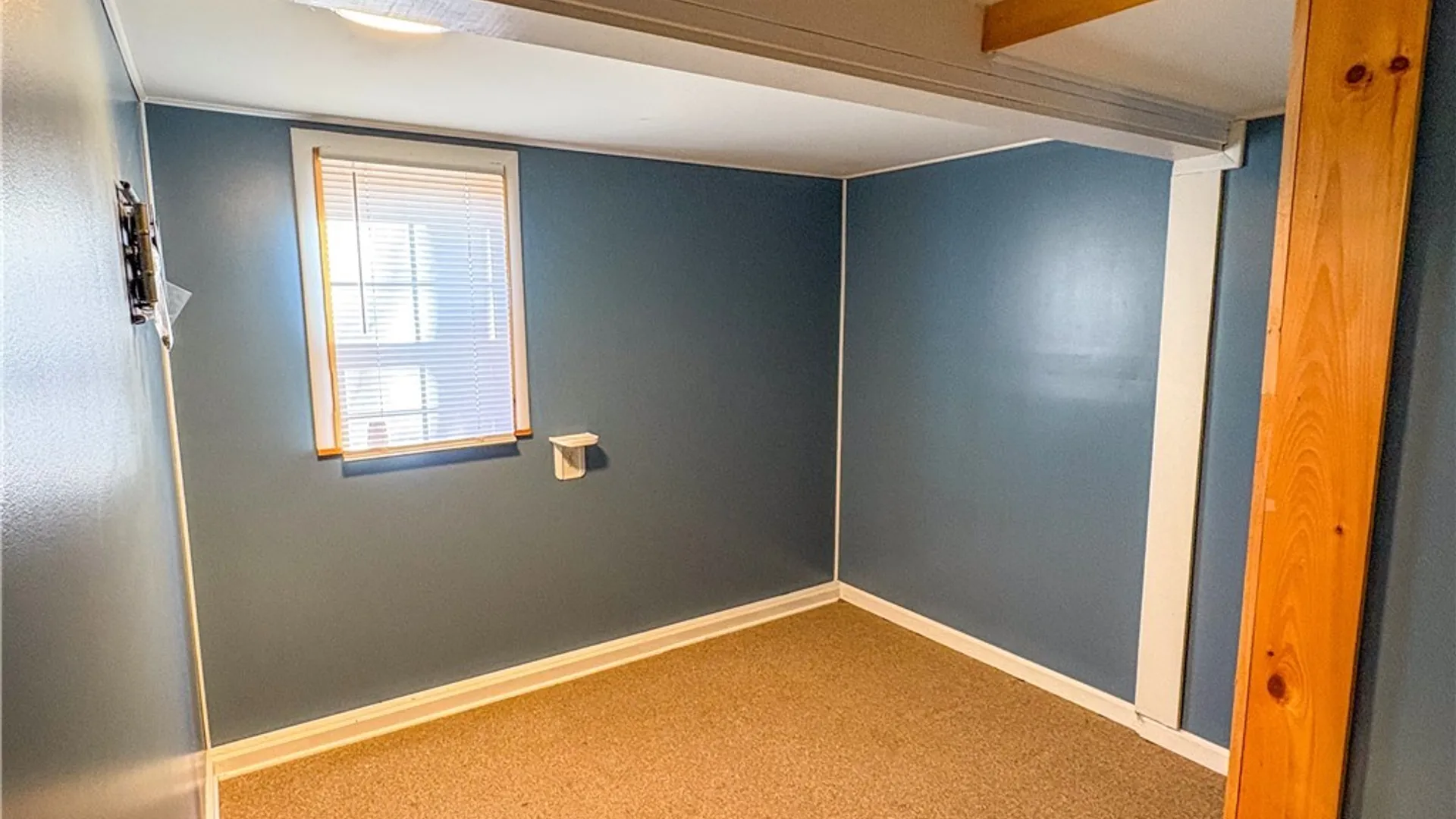 Property at 136 Concord Drive, Utica, NY 13502 16