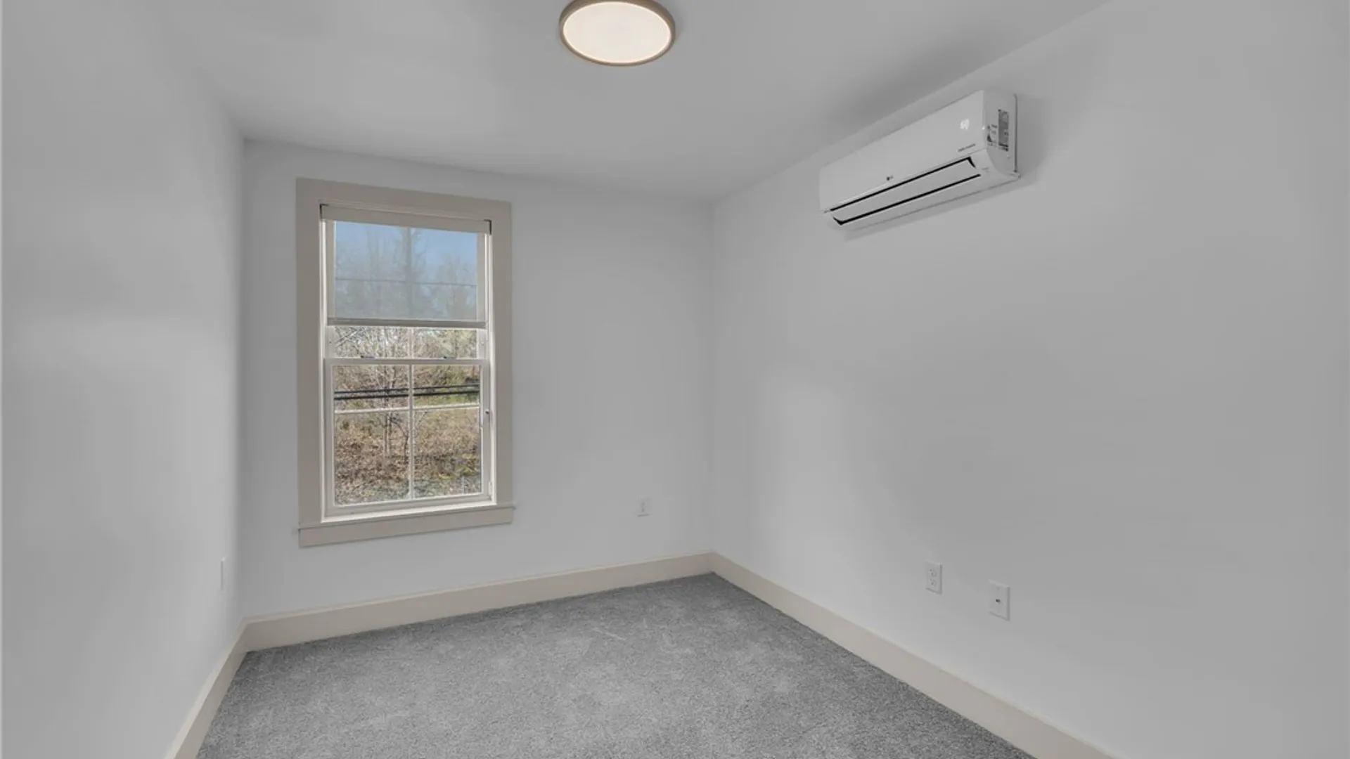 Property at 208 Miami, Buffalo, NY 14204 12