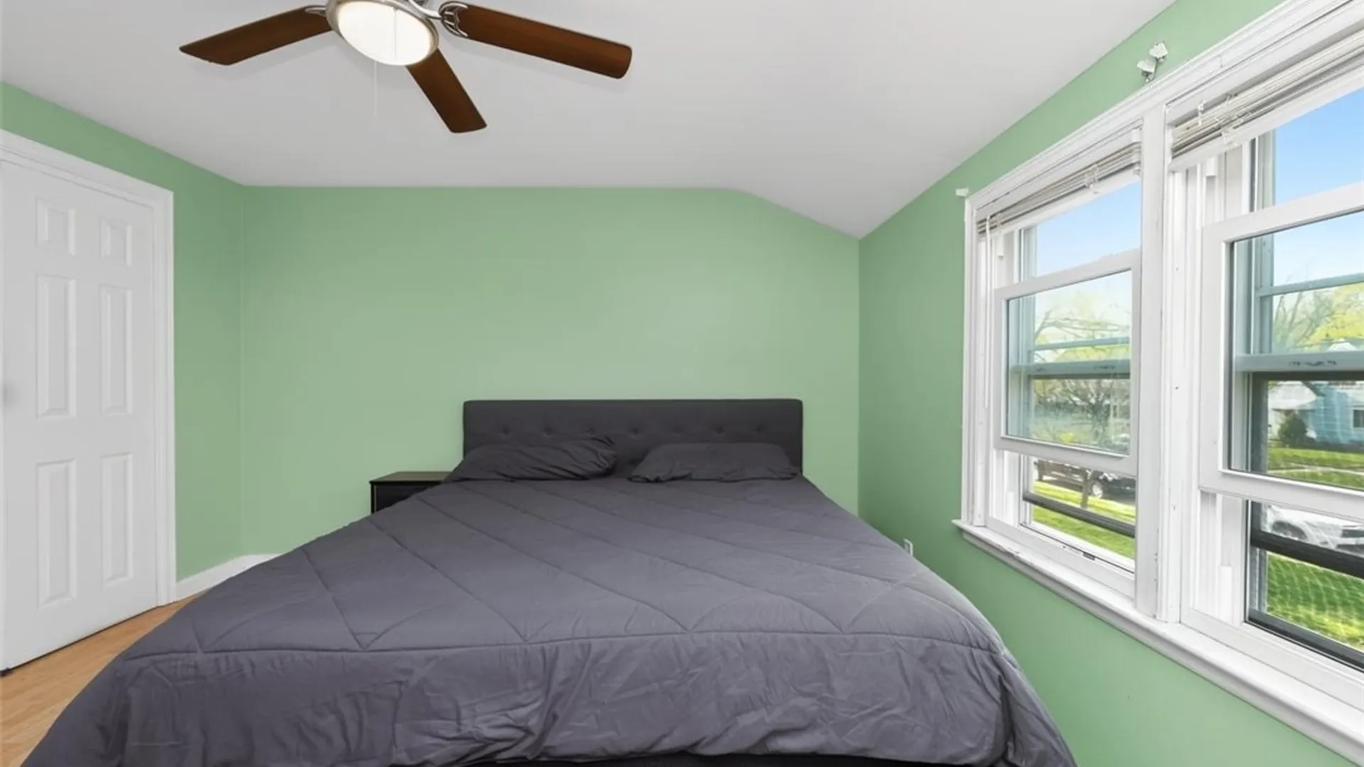 Property at 2215 Forest Avenue, Niagara Falls, NY 14301 25