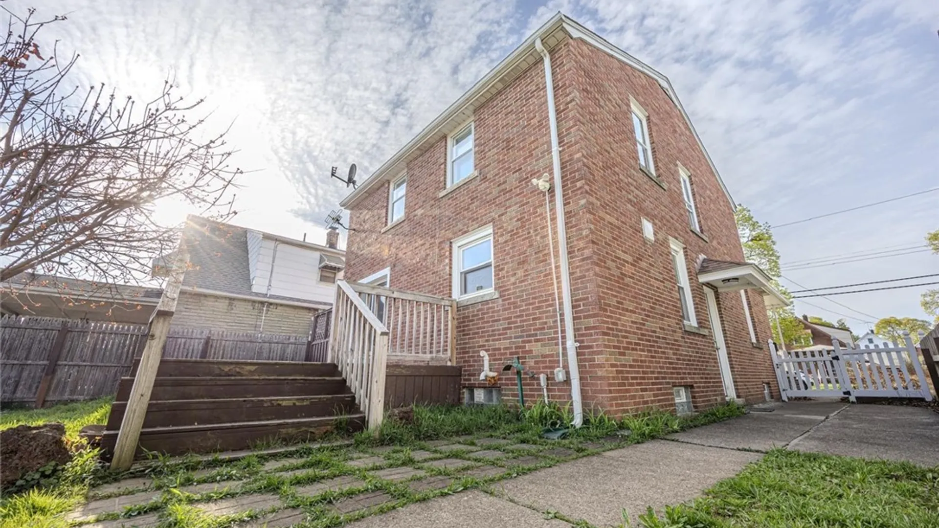 Property at 2215 Forest Avenue, Niagara Falls, NY 14301 4