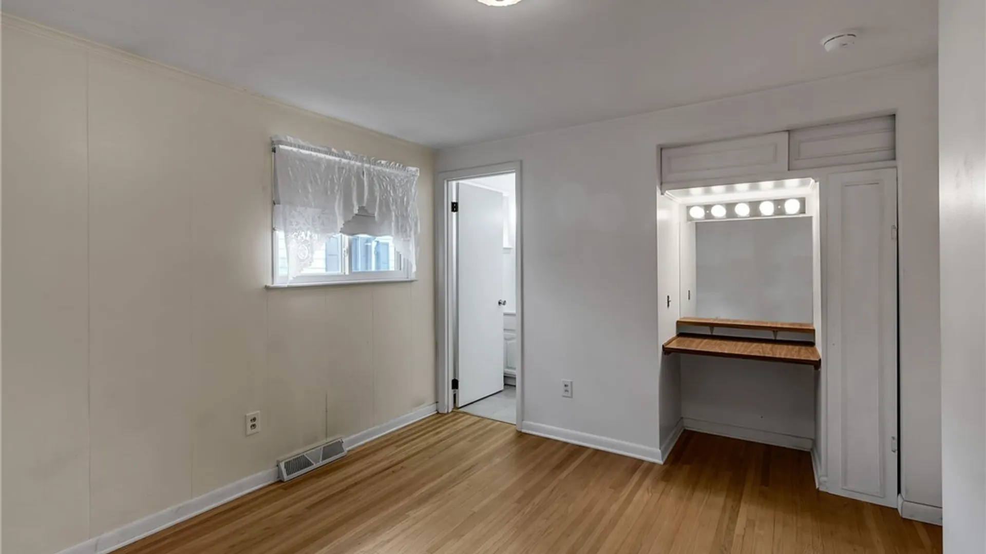 Property at 33 Marrano Drive, Lancaster, NY 14043 18