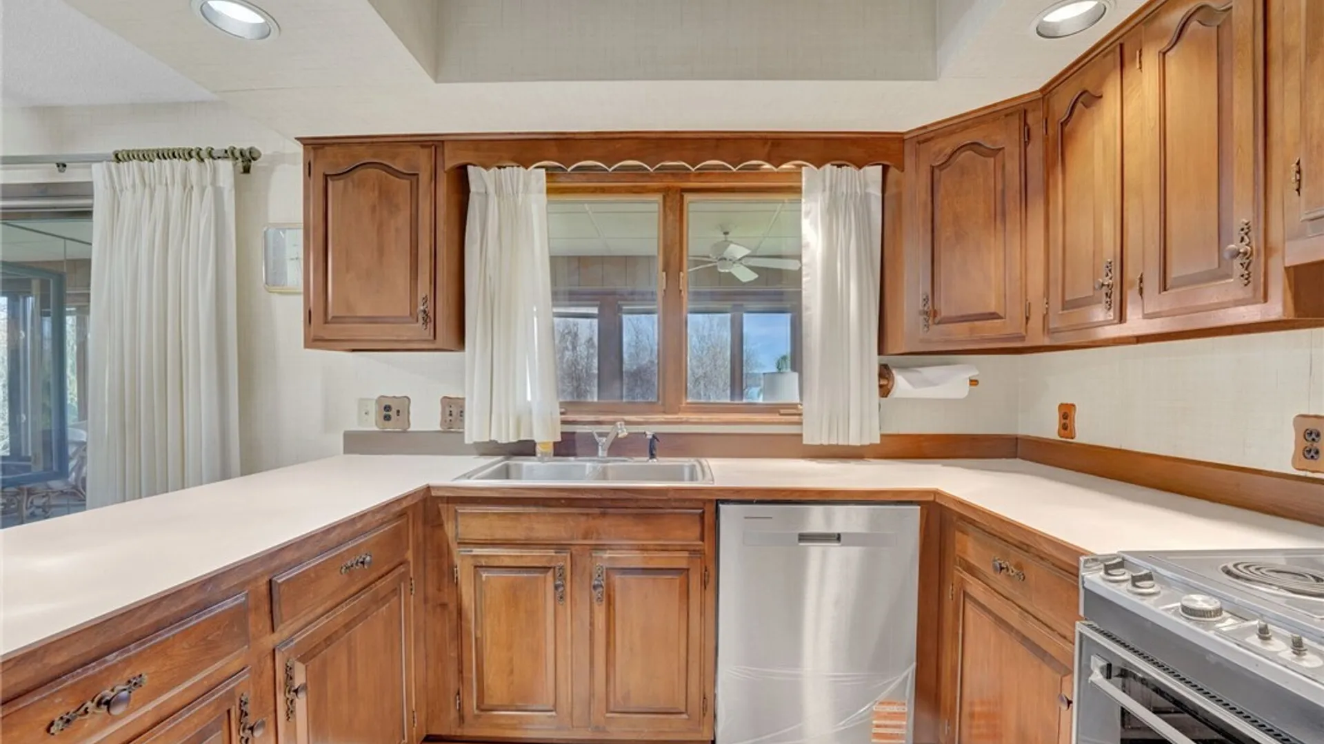 Property at 4528 Canterbury Drive, Chautauqua, NY 14757 11