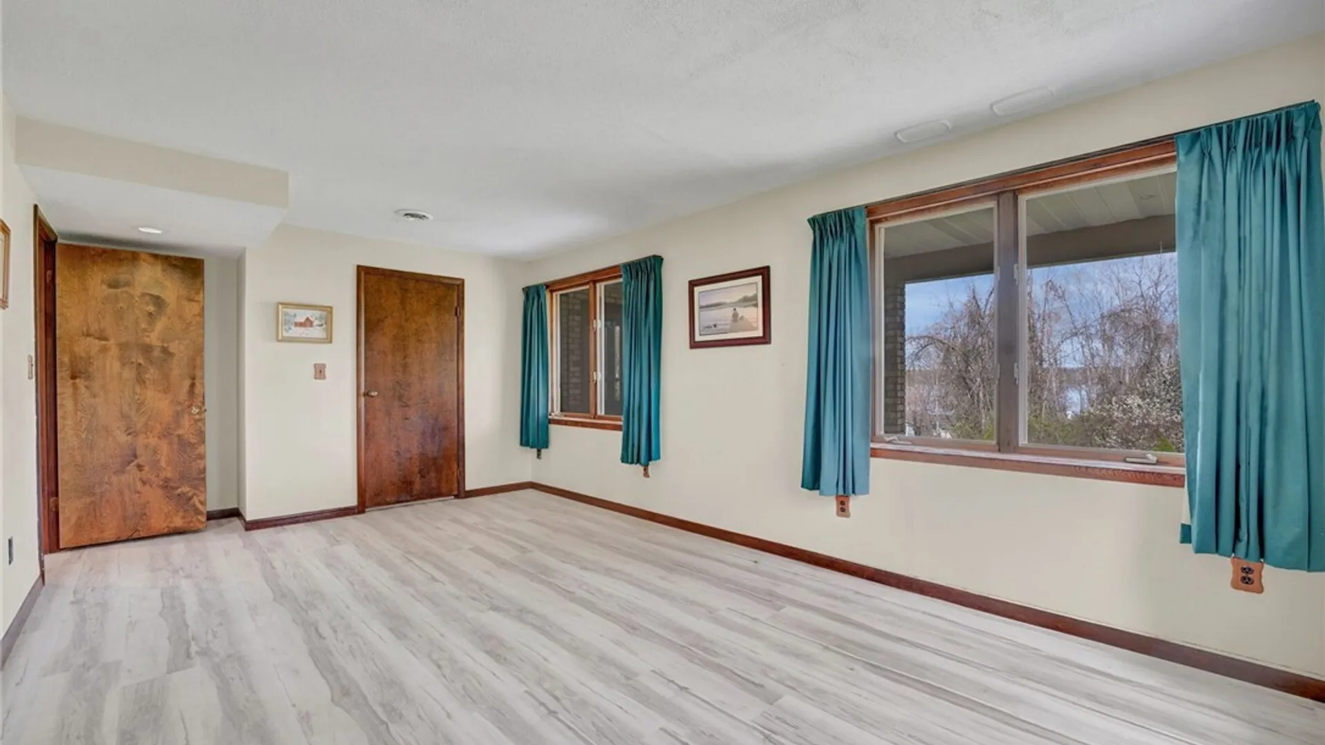 Property at 4528 Canterbury Drive, Chautauqua, NY 14757 27