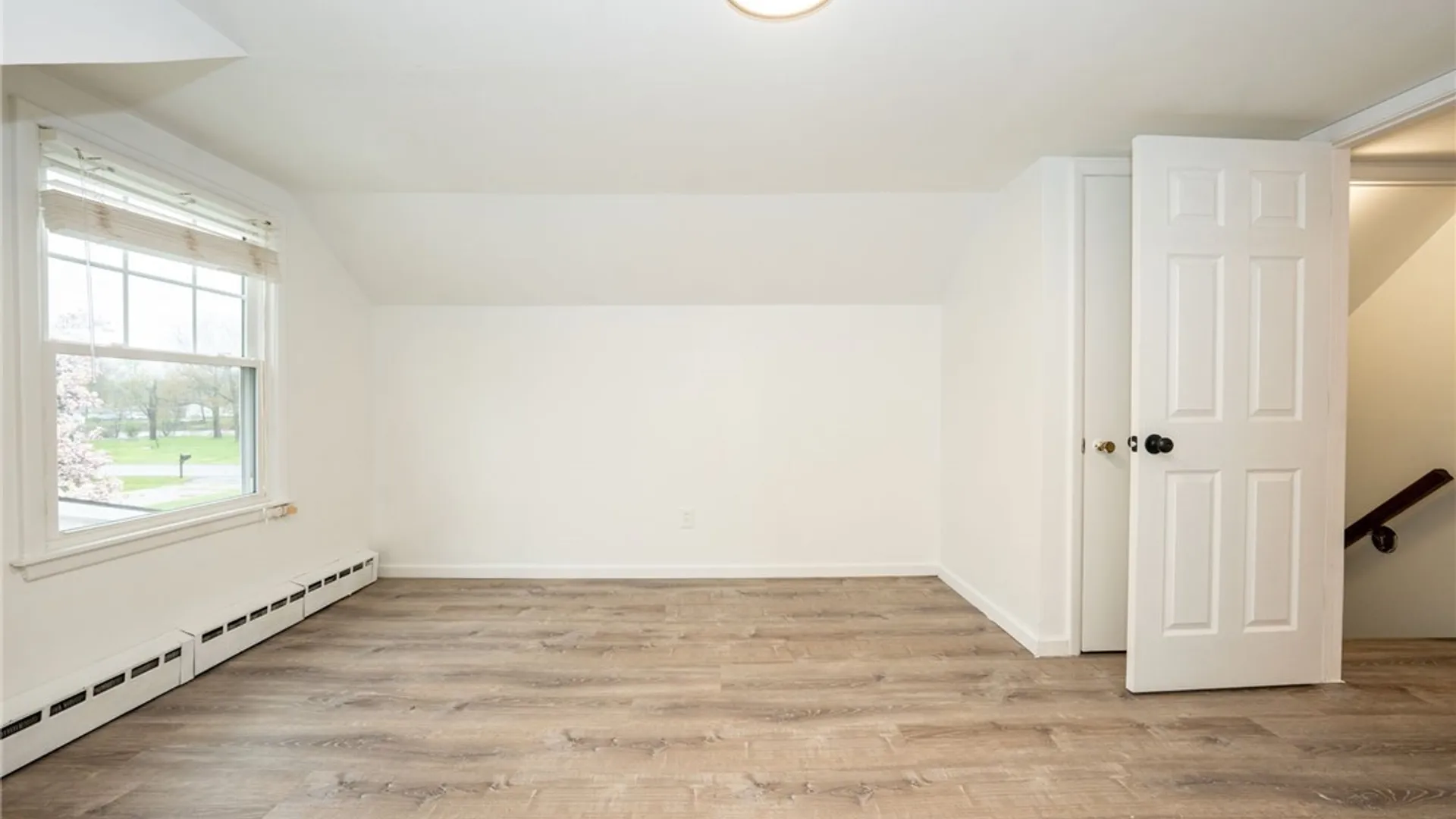 Property at 242 Creekside Drive, Tonawanda, NY 14150 15