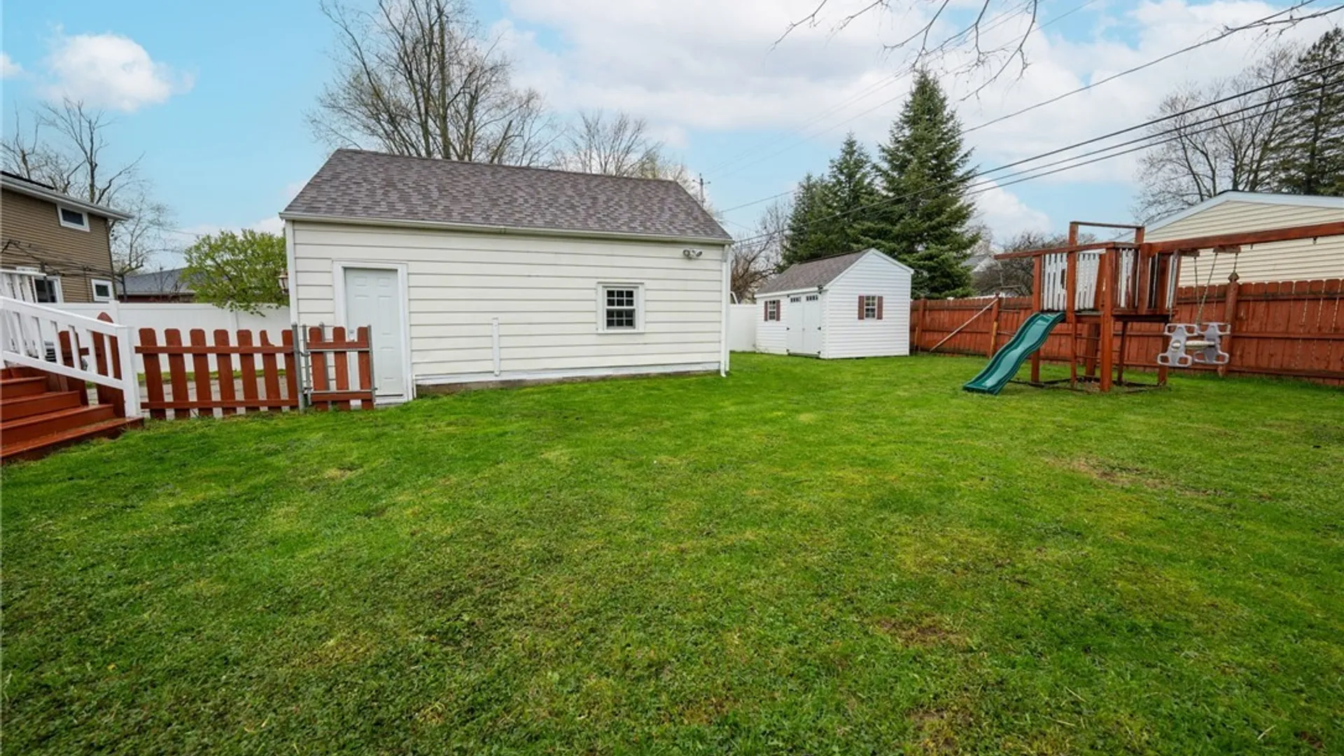 Property at 242 Creekside Drive, Tonawanda, NY 14150 31