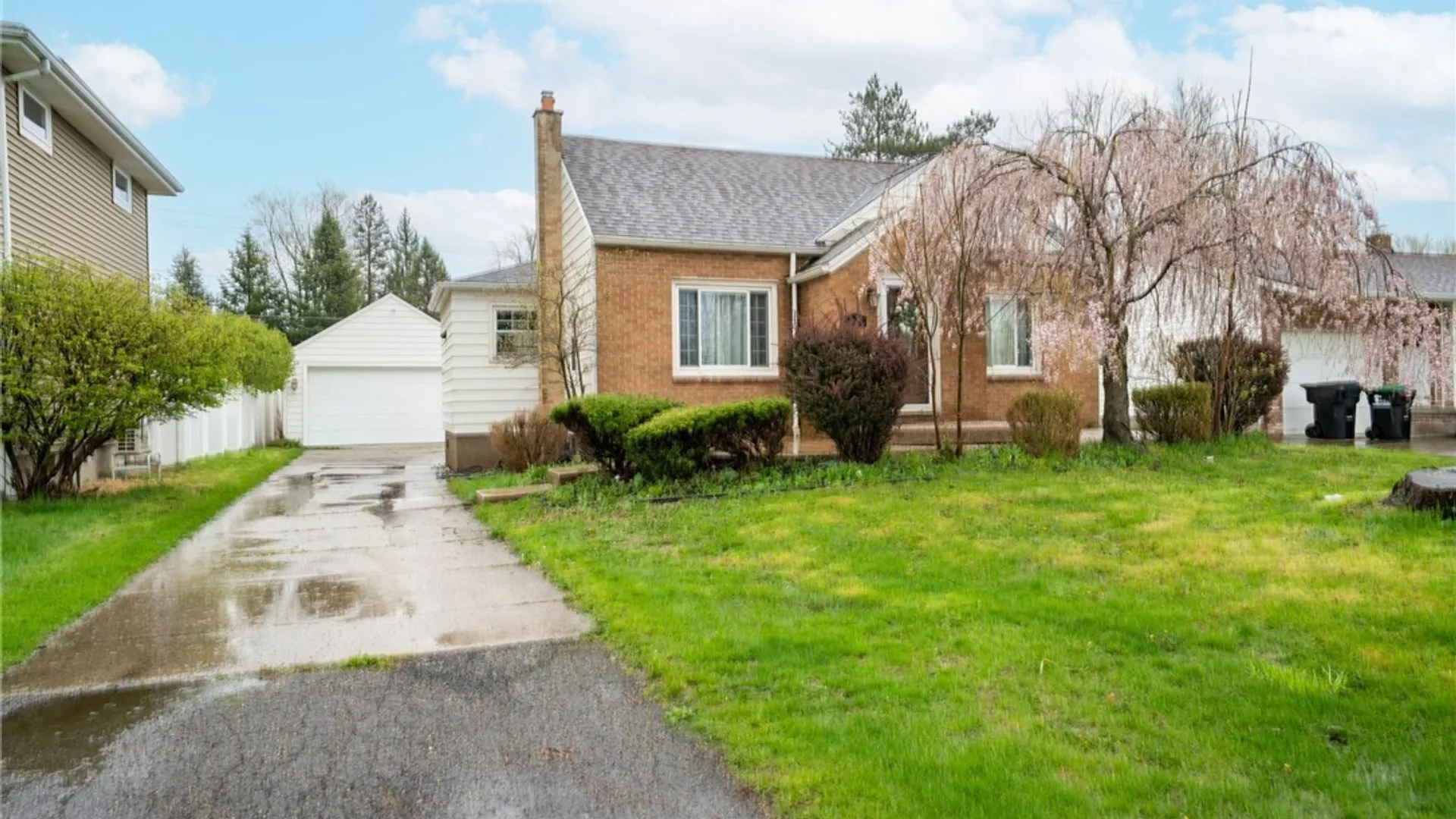 Property at 242 Creekside Drive, Tonawanda, NY 14150 33