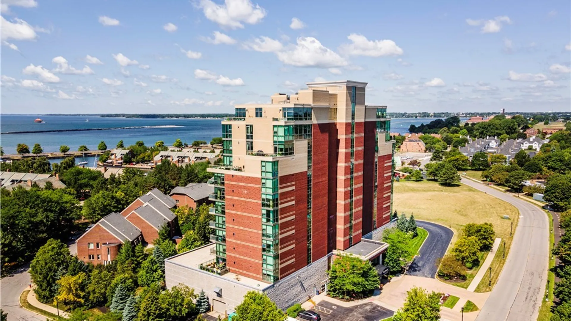 Property at 132 Lakefront Boulevard, Buffalo, NY 14202 2