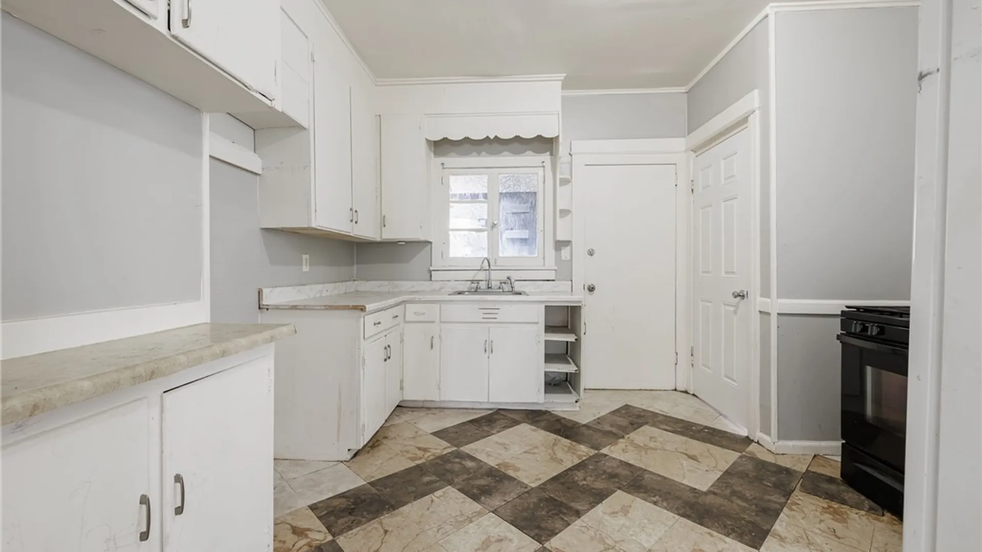 Property at 140-142 Electric Avenue, Rochester, NY 14613 11