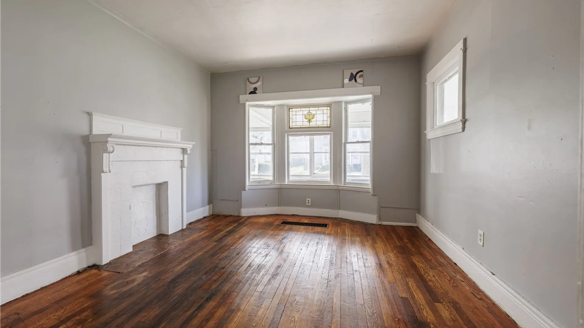Property at 140-142 Electric Avenue, Rochester, NY 14613 18