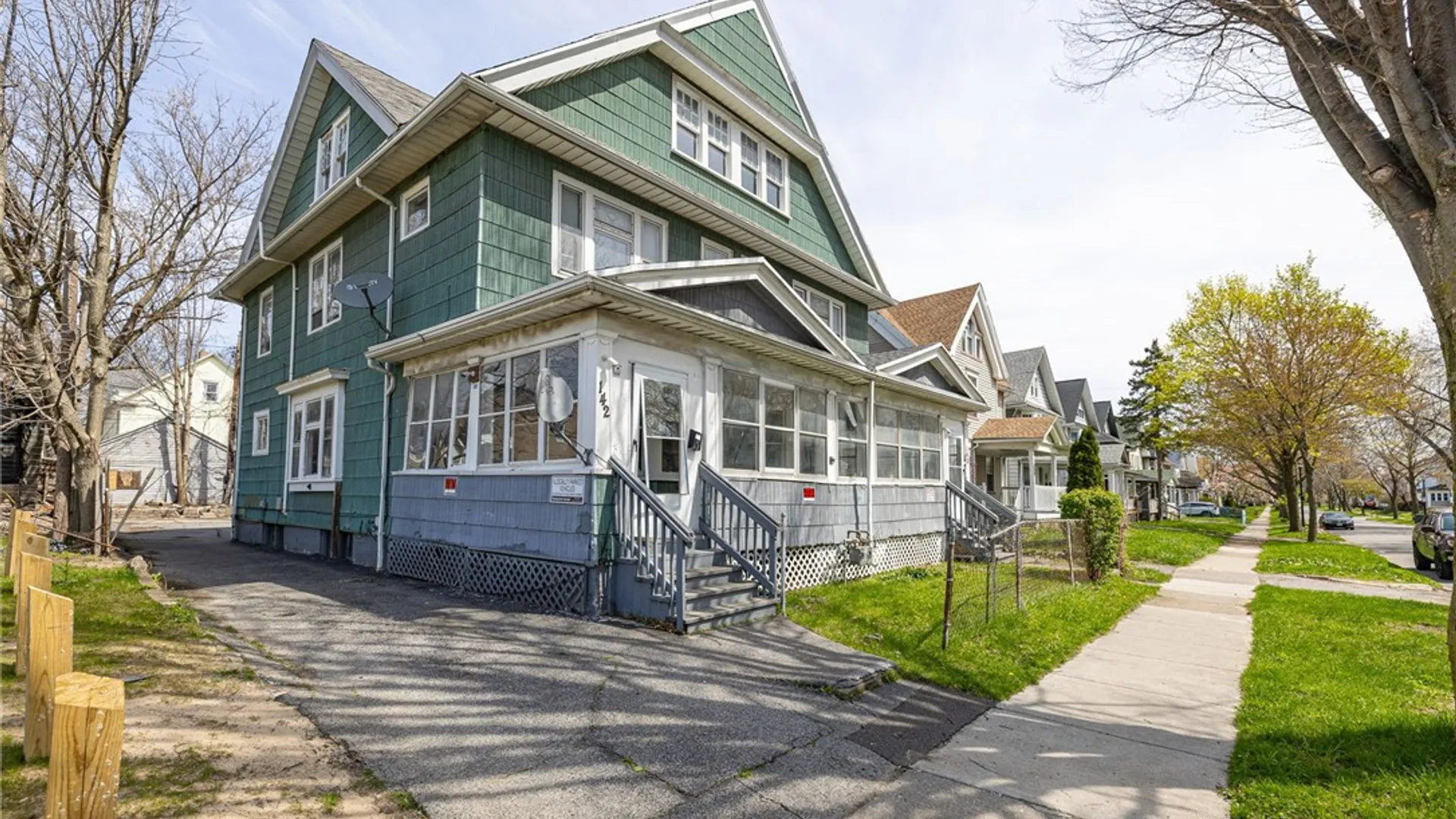 Property at 140-142 Electric Avenue, Rochester, NY 14613 28
