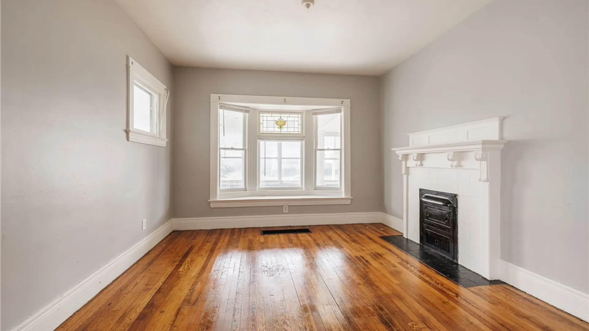 Property at 140-142 Electric Avenue, Rochester, NY 14613 8
