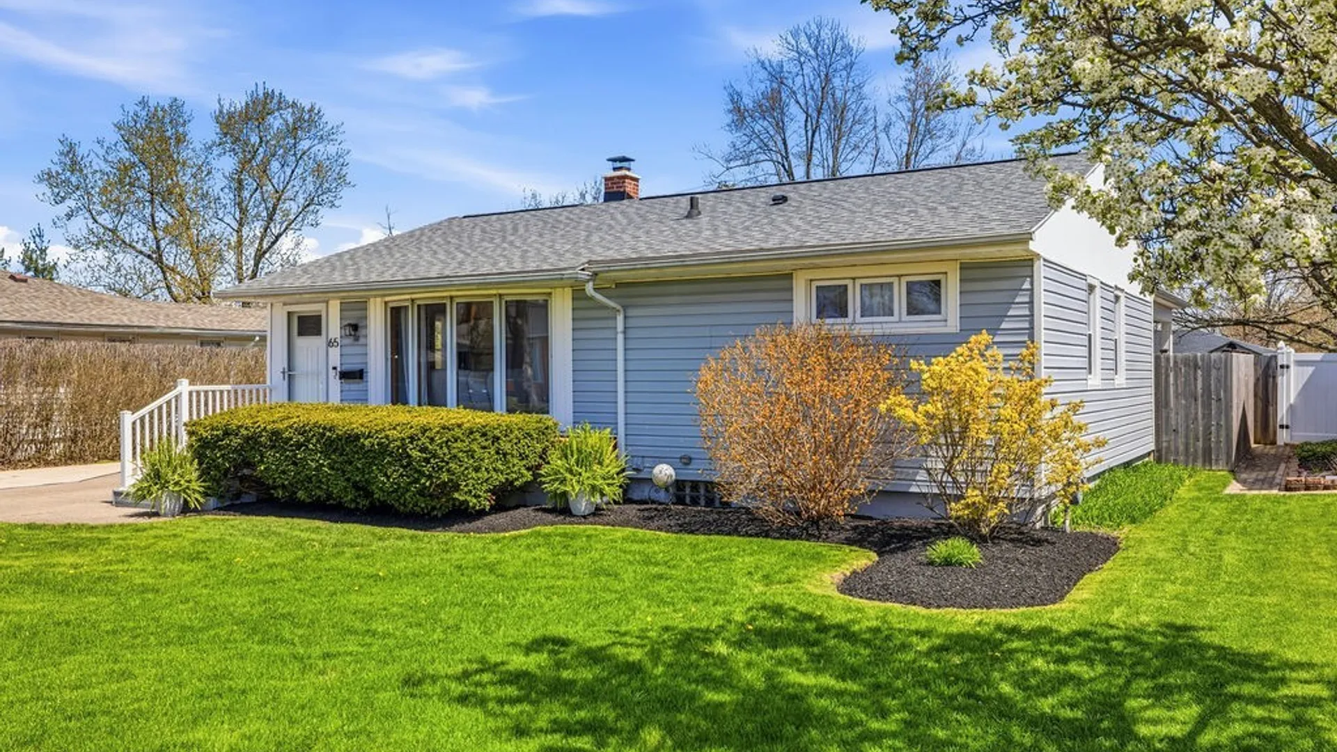 Property at 65 Greenleaf Avenue, Tonawanda, NY 14150 3