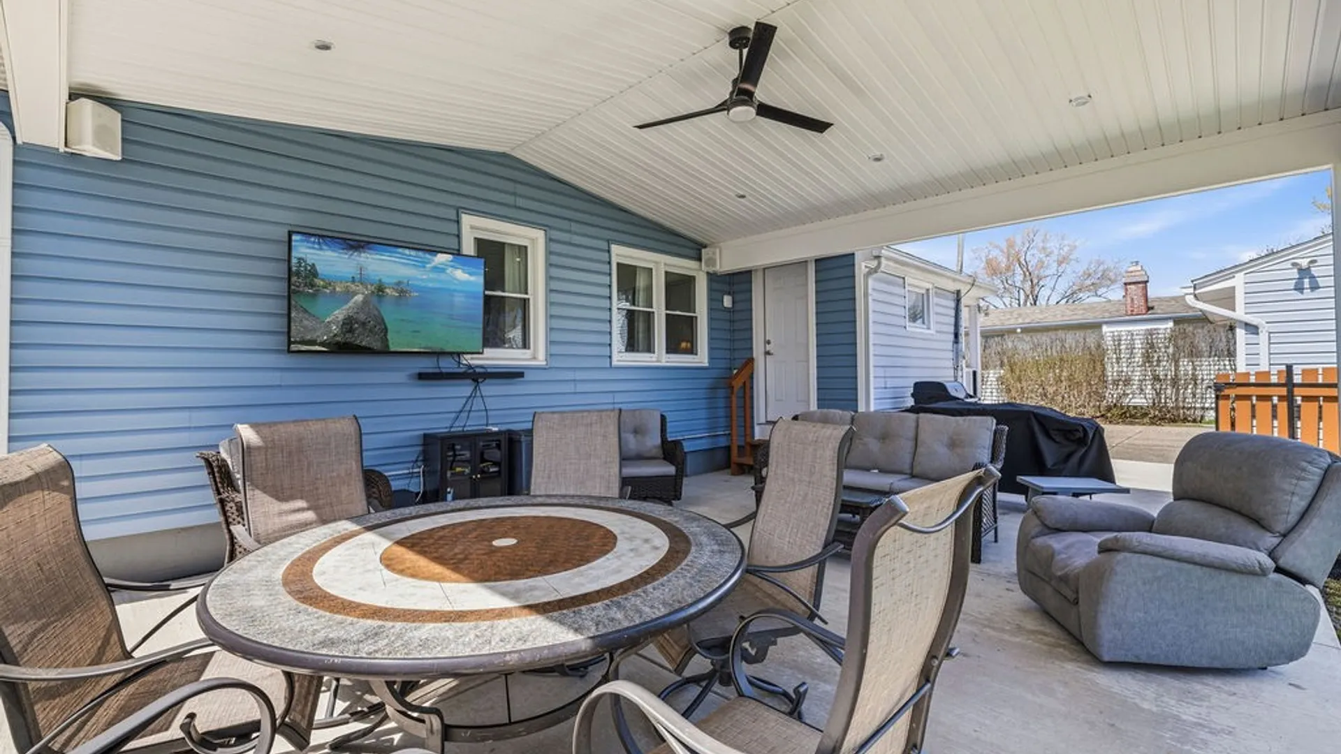 Property at 65 Greenleaf Avenue, Tonawanda, NY 14150 5