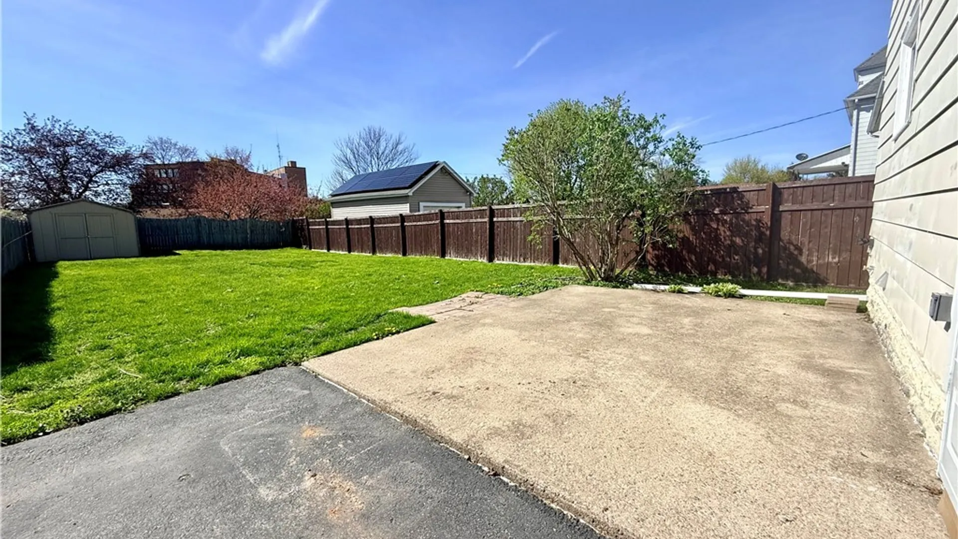 Property at 213 Ross Street, Batavia City, NY 14020 4