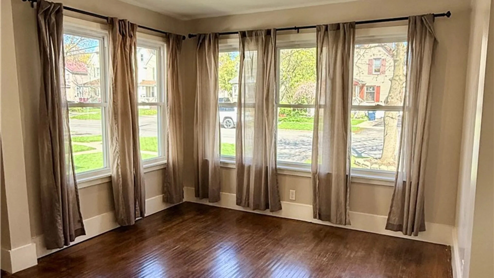Property at 213 Ross Street, Batavia City, NY 14020 6