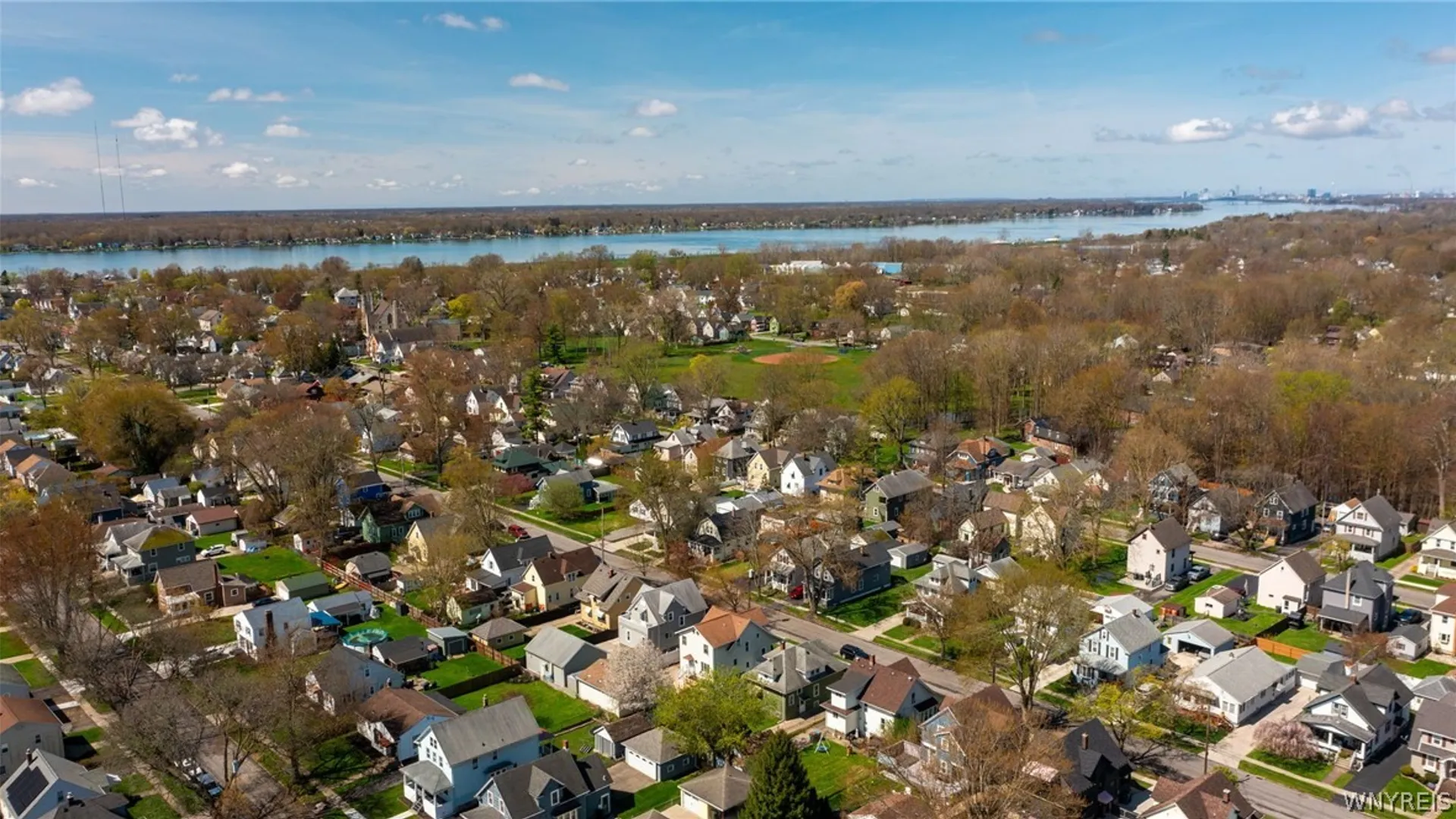 Property at 199 Jackson Avenue, North Tonawanda, NY 14120 39
