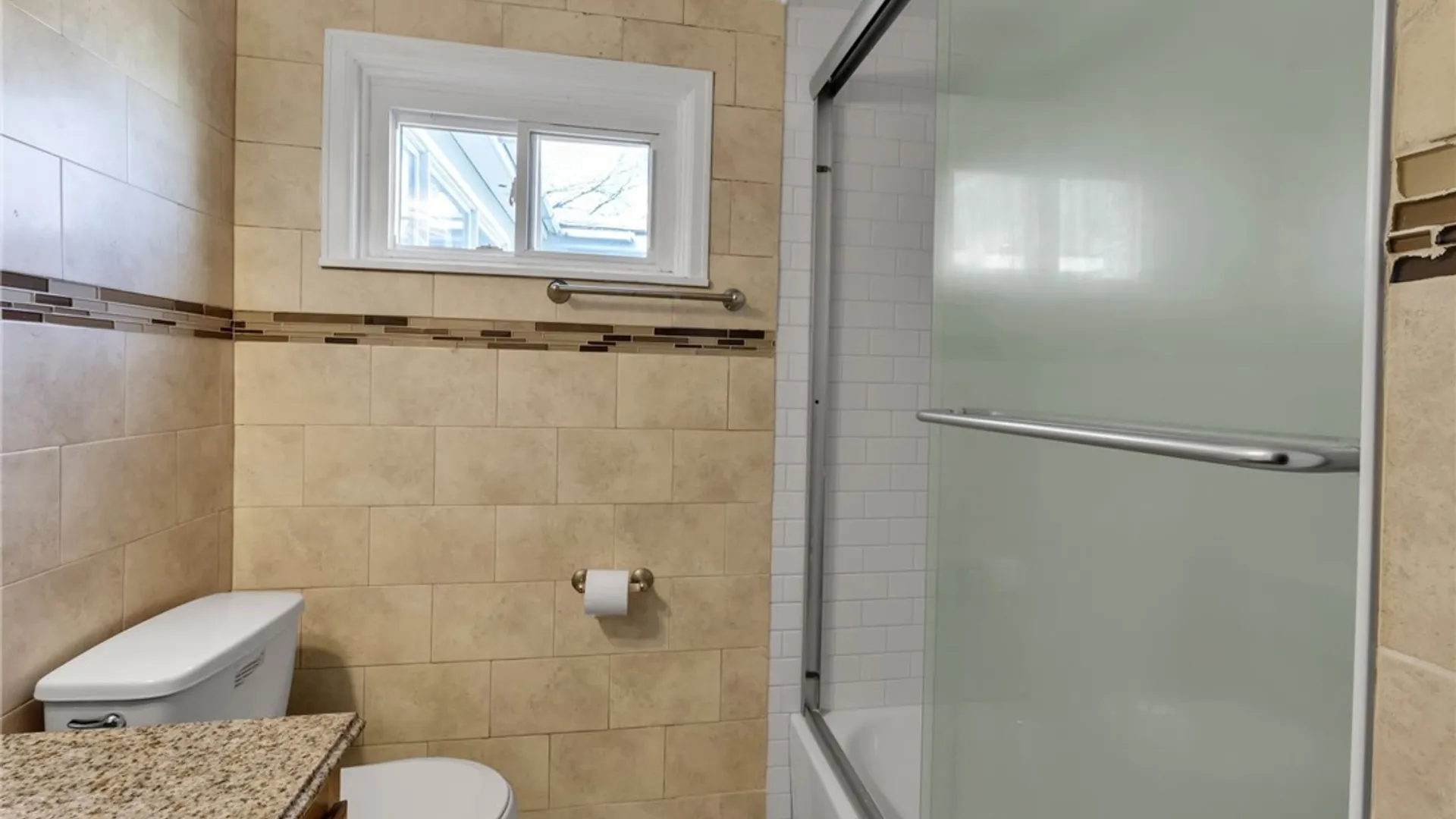 Property at 4098 Bailey Avenue, Amherst, NY 14226 17