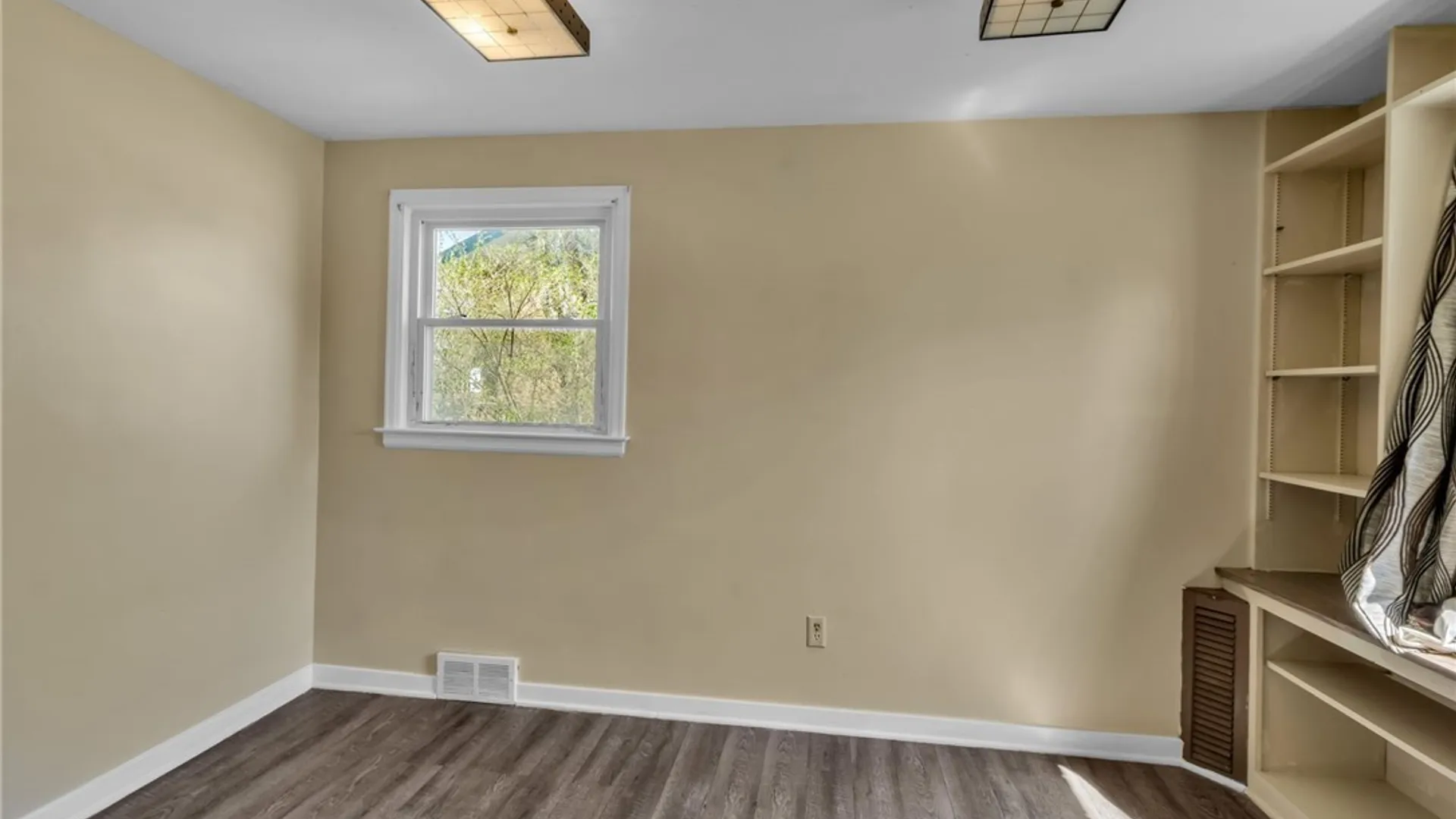 Property at 4098 Bailey Avenue, Amherst, NY 14226 21
