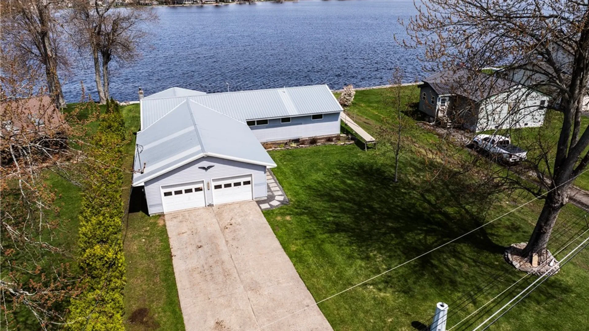 Property at 9092 Beach Road, Cicero, NY 13029 2