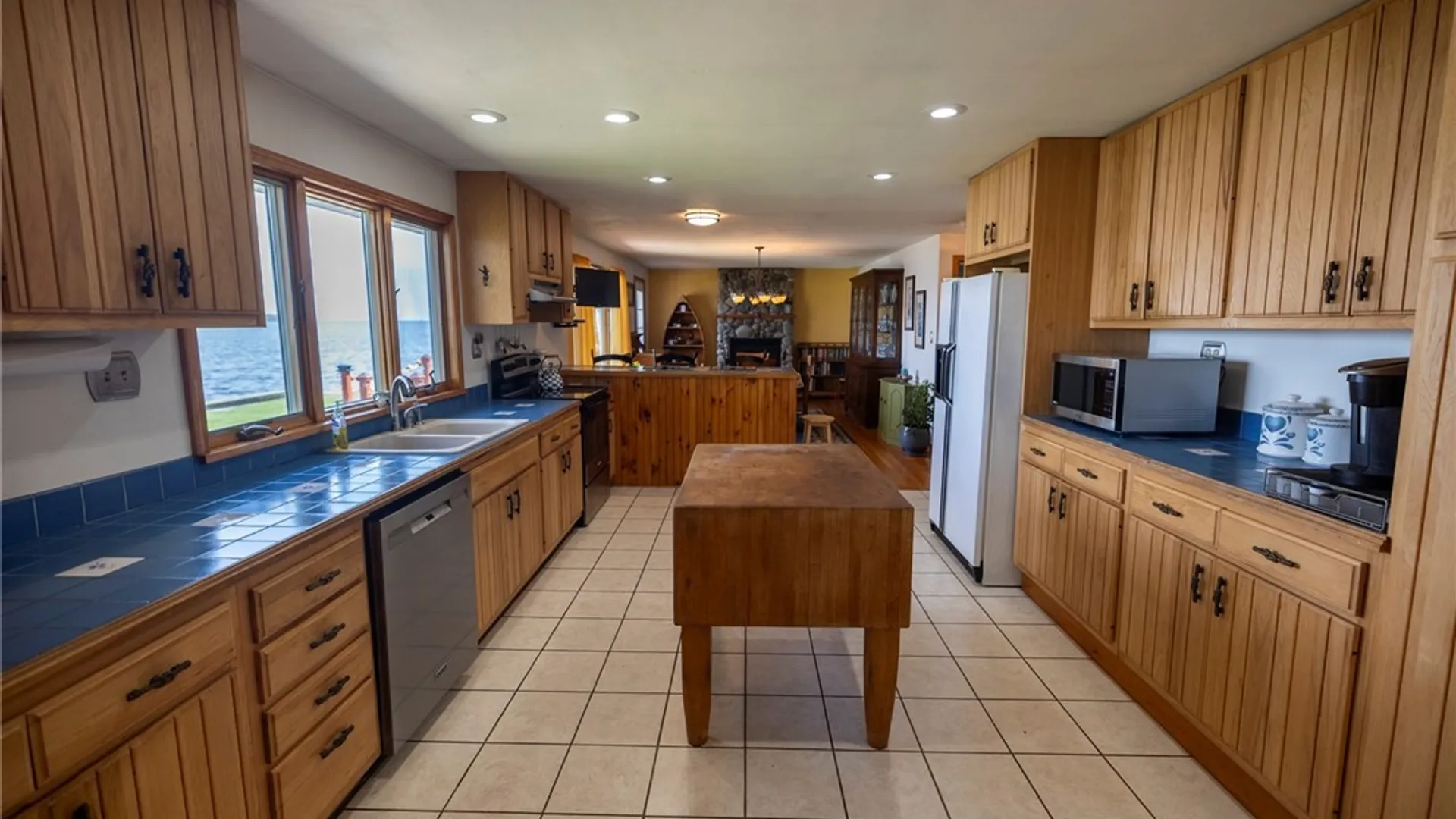 Property at 9092 Beach Road, Cicero, NY 13029 21