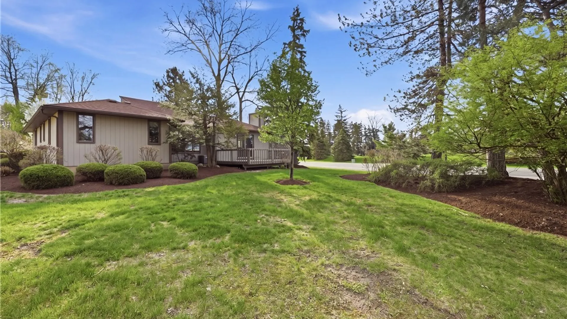 Property at 72 Little Robin Road, Amherst, NY 14228 37