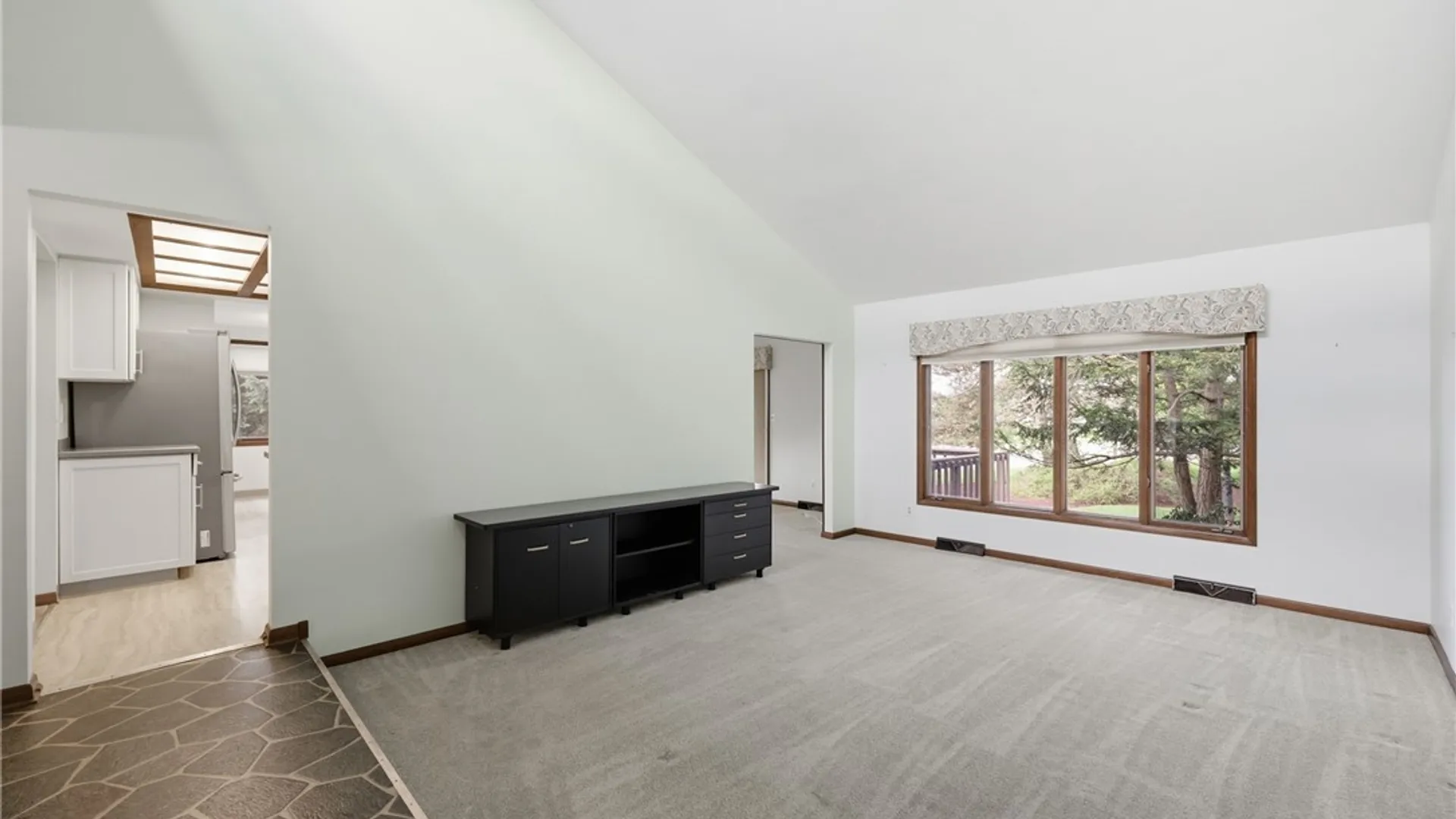 Property at 72 Little Robin Road, Amherst, NY 14228 4