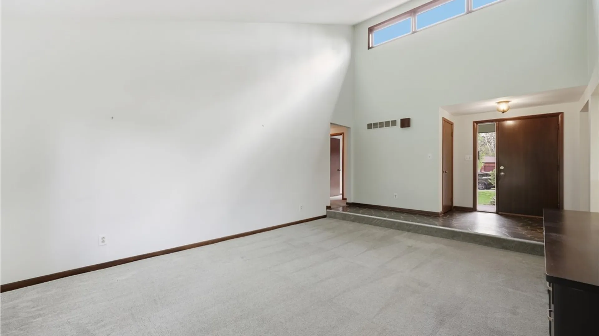 Property at 72 Little Robin Road, Amherst, NY 14228 6